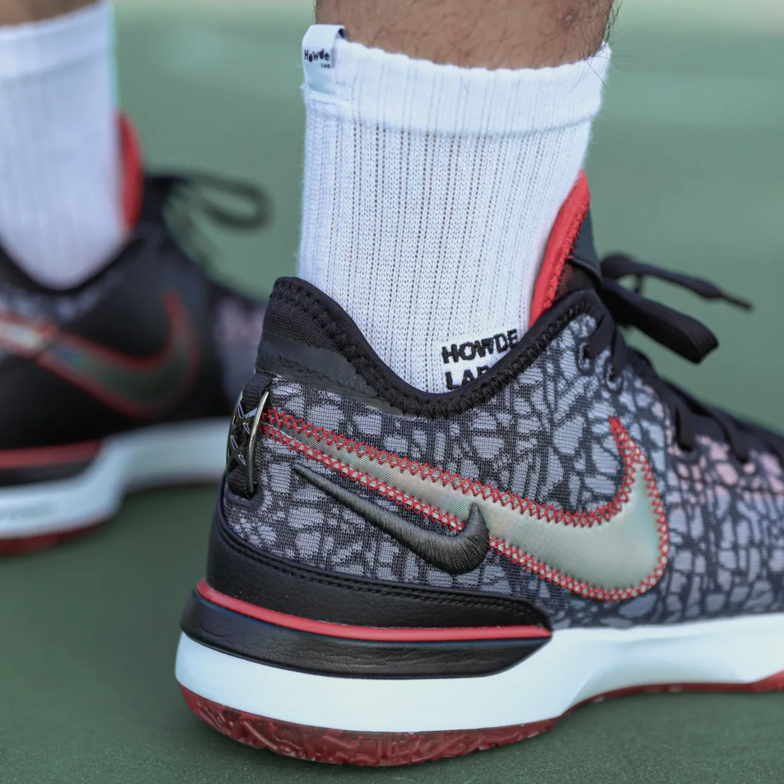  Giày Nike Zoom LeBron Nxxt Gen ‘FaZe Clan Bred’ 