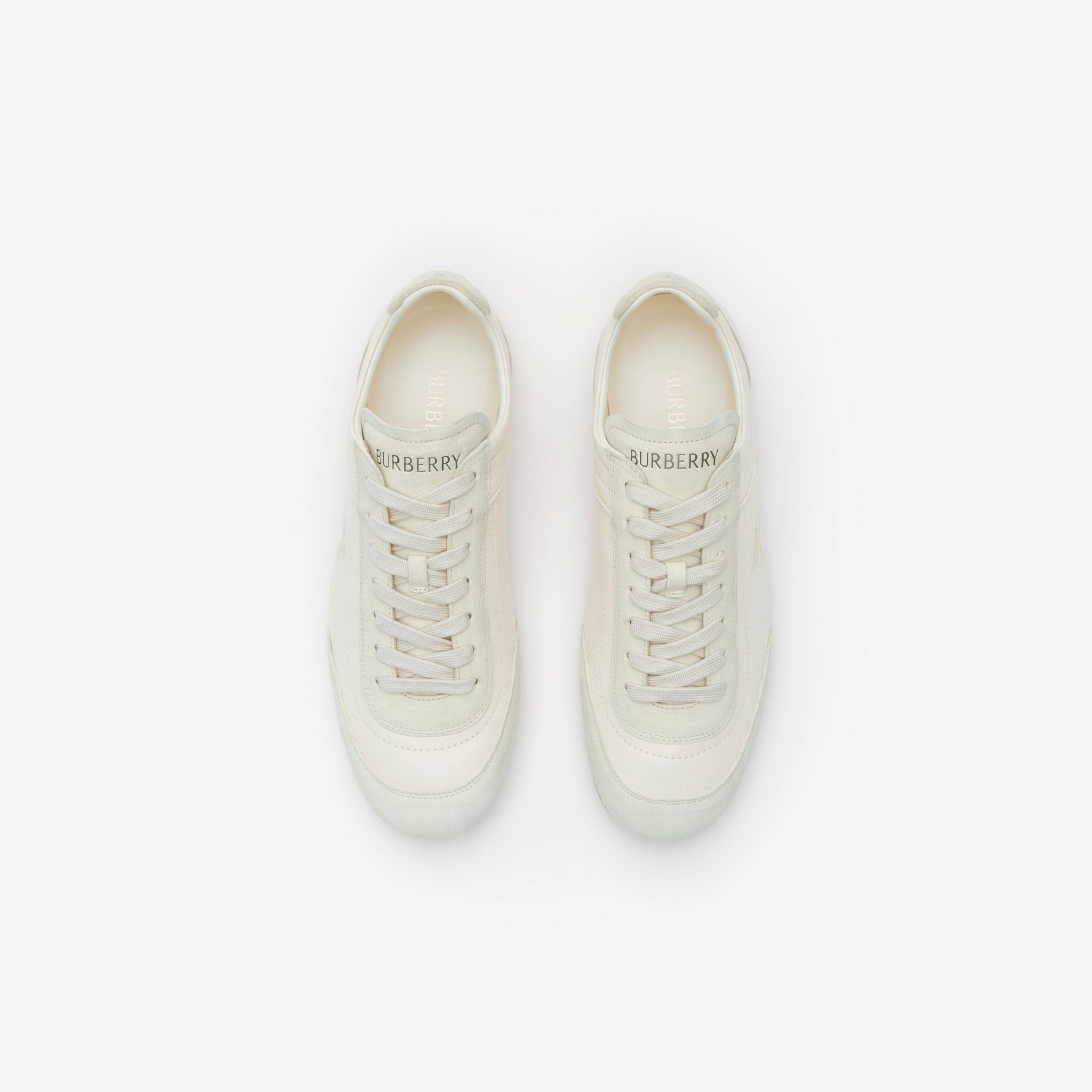  Giày Nữ Burberry Leather Knight Runner Sneakers​ 'Beige' 