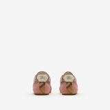  Giày Nữ Burberry Leather Knight Runner Sneakers 'Rose' 