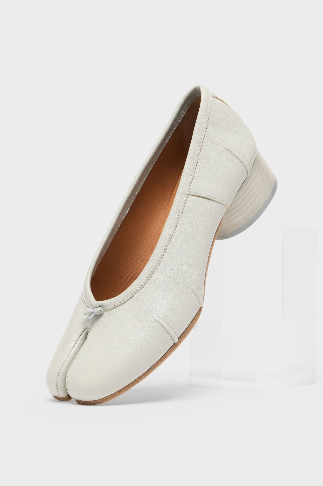  Giày Nữ Maison Margiela Tabi Ballerina 'Alabaster' 
