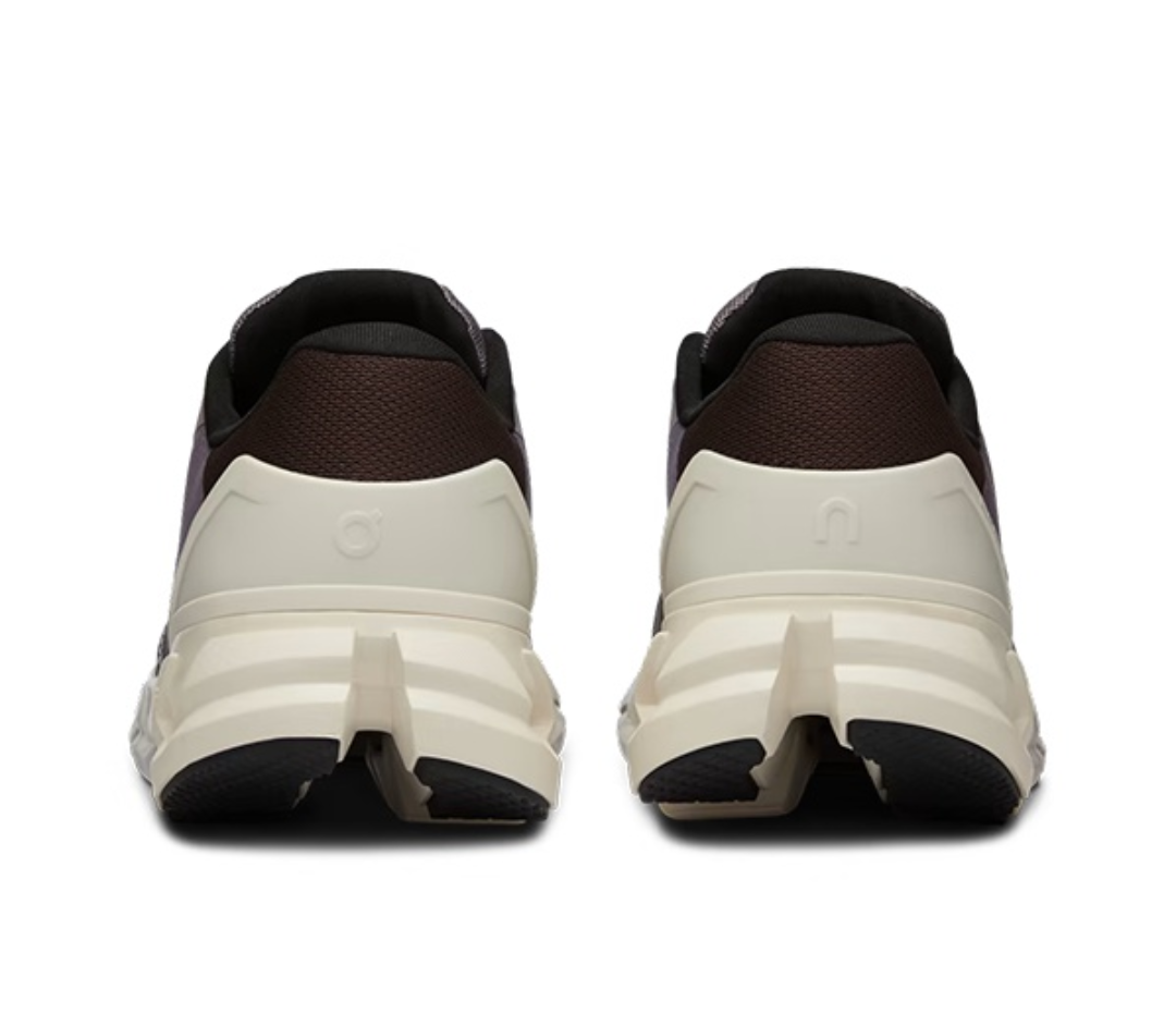  Giày On Running Cloudflyer 4 ‘Shark Pearl’ 