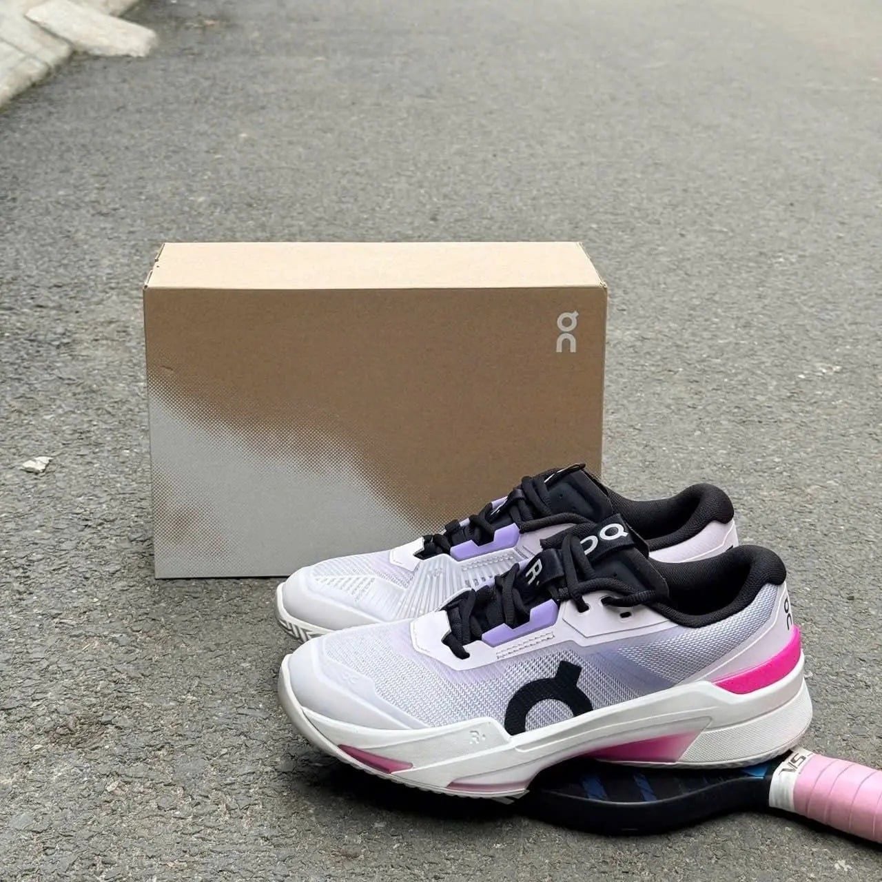  Giày On The Roger Pro Fire Clay 'Purple' 