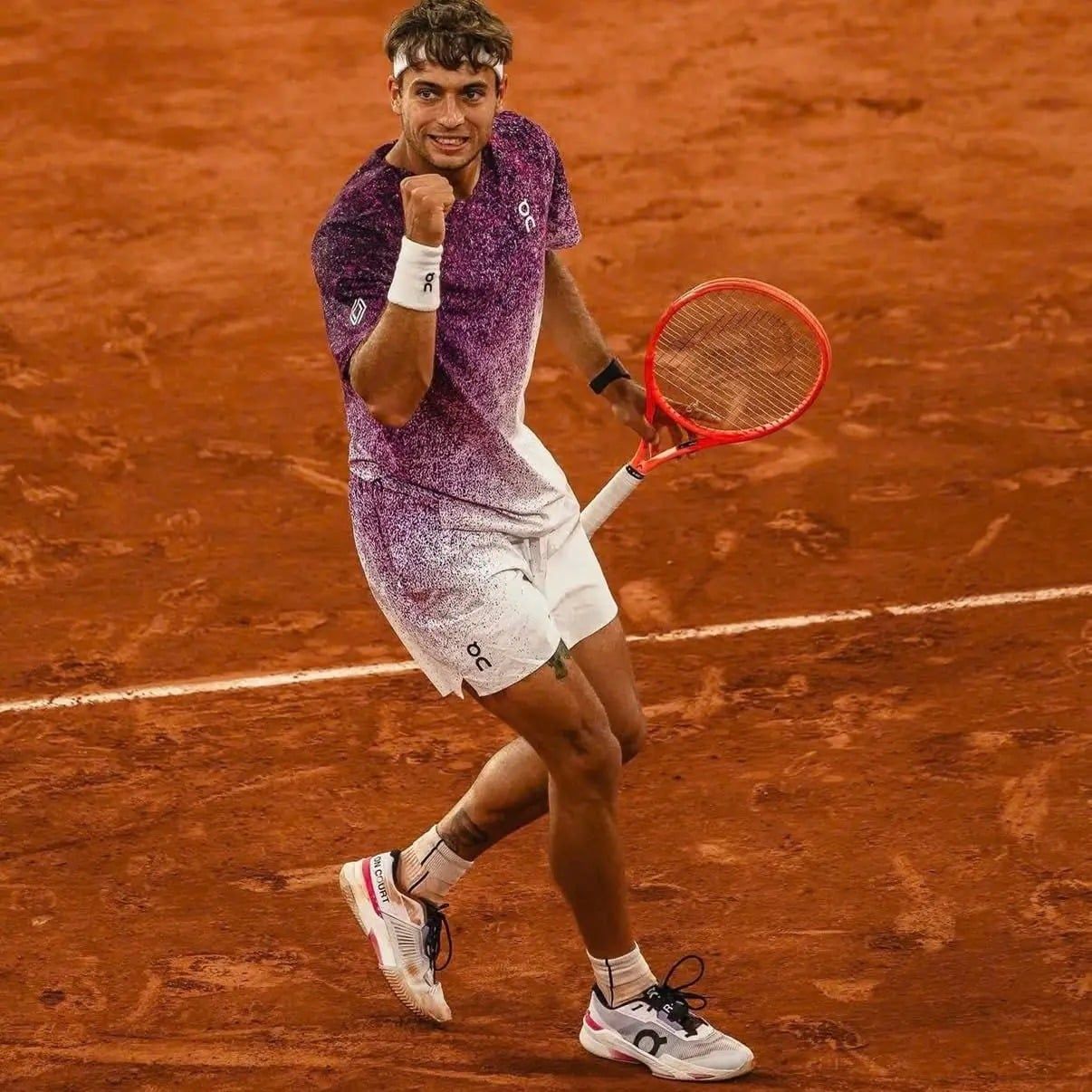  Giày On The Roger Pro Fire Clay 'Purple' 