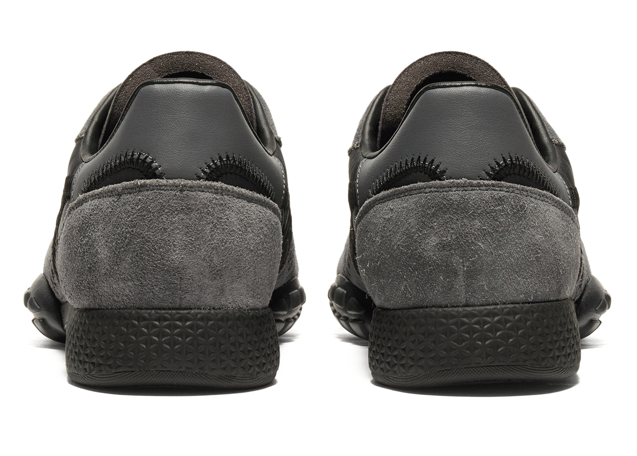  Giày Onitsuka Tiger Traspike ‘Grey Black’ 