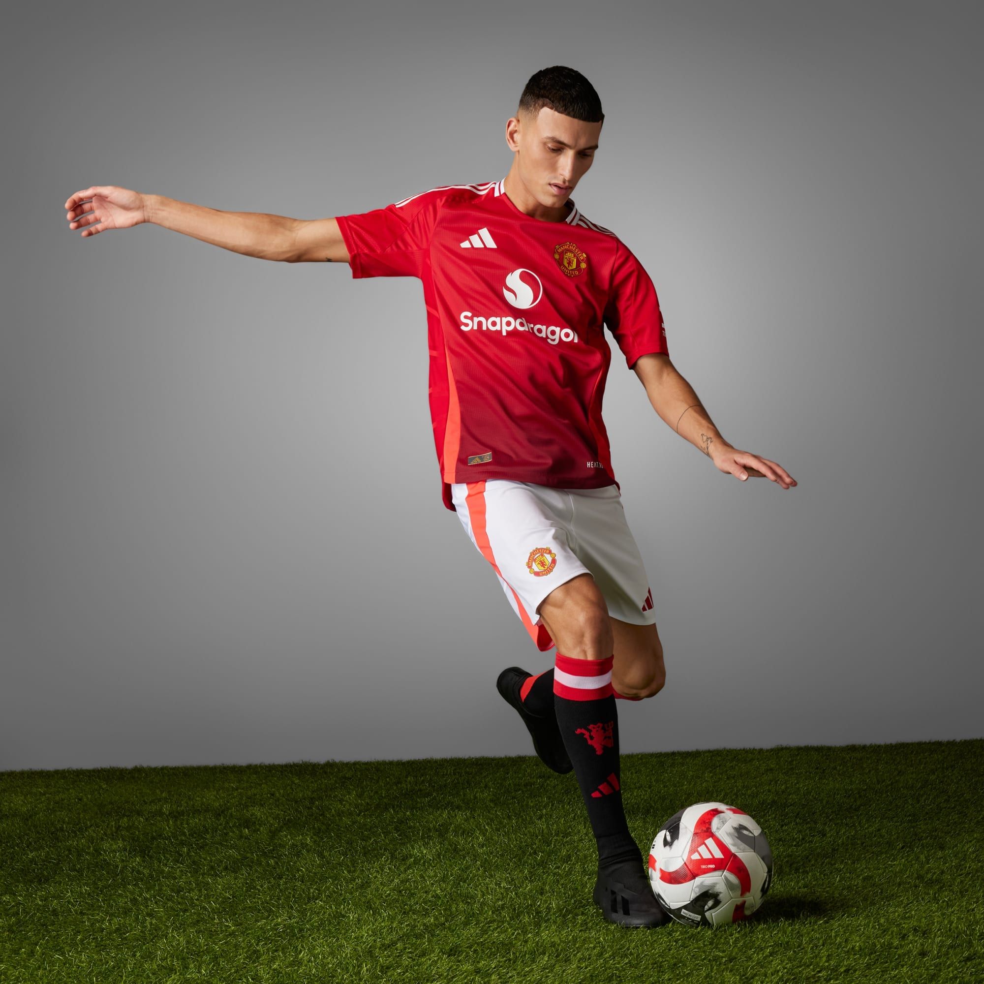  Áo Adidas Manchester United 'Red' 