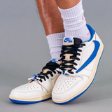  Giày Nike Air Jordan 1 Retro Low OG SP x Travis Scott 'Blue' 