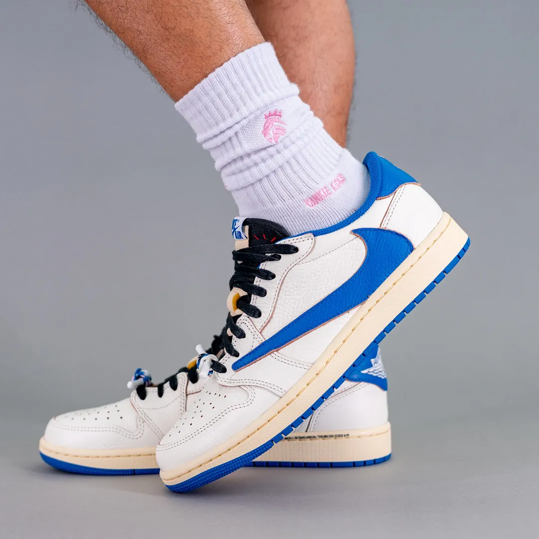  Giày Nike Air Jordan 1 Retro Low OG SP x Travis Scott 'Blue' 