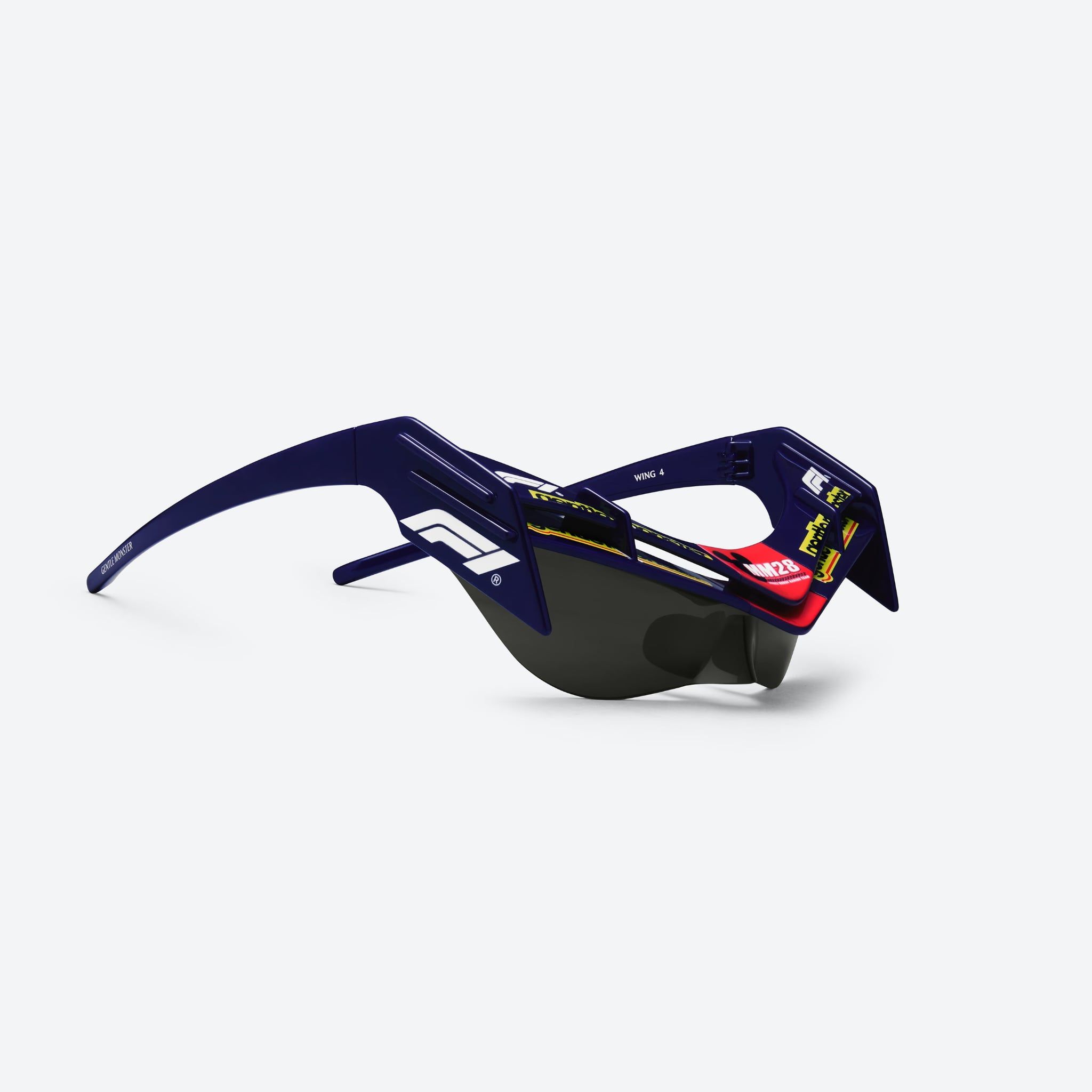  Kính Gentle Monster Disney F1 - Wing 4 N8® 'Blue Black' 