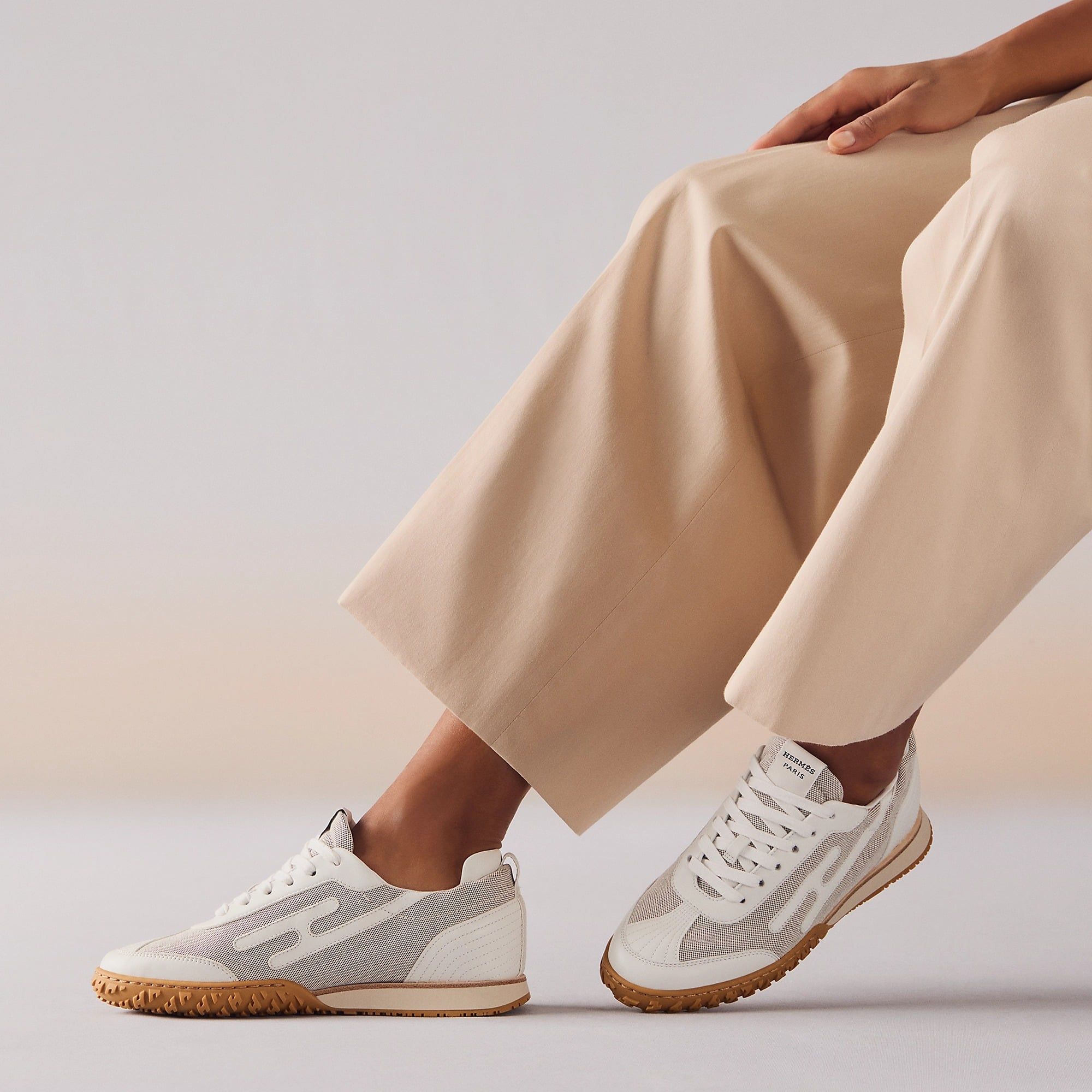  Giày Nữ Hermes Jet Sneaker 'Prunoir' 