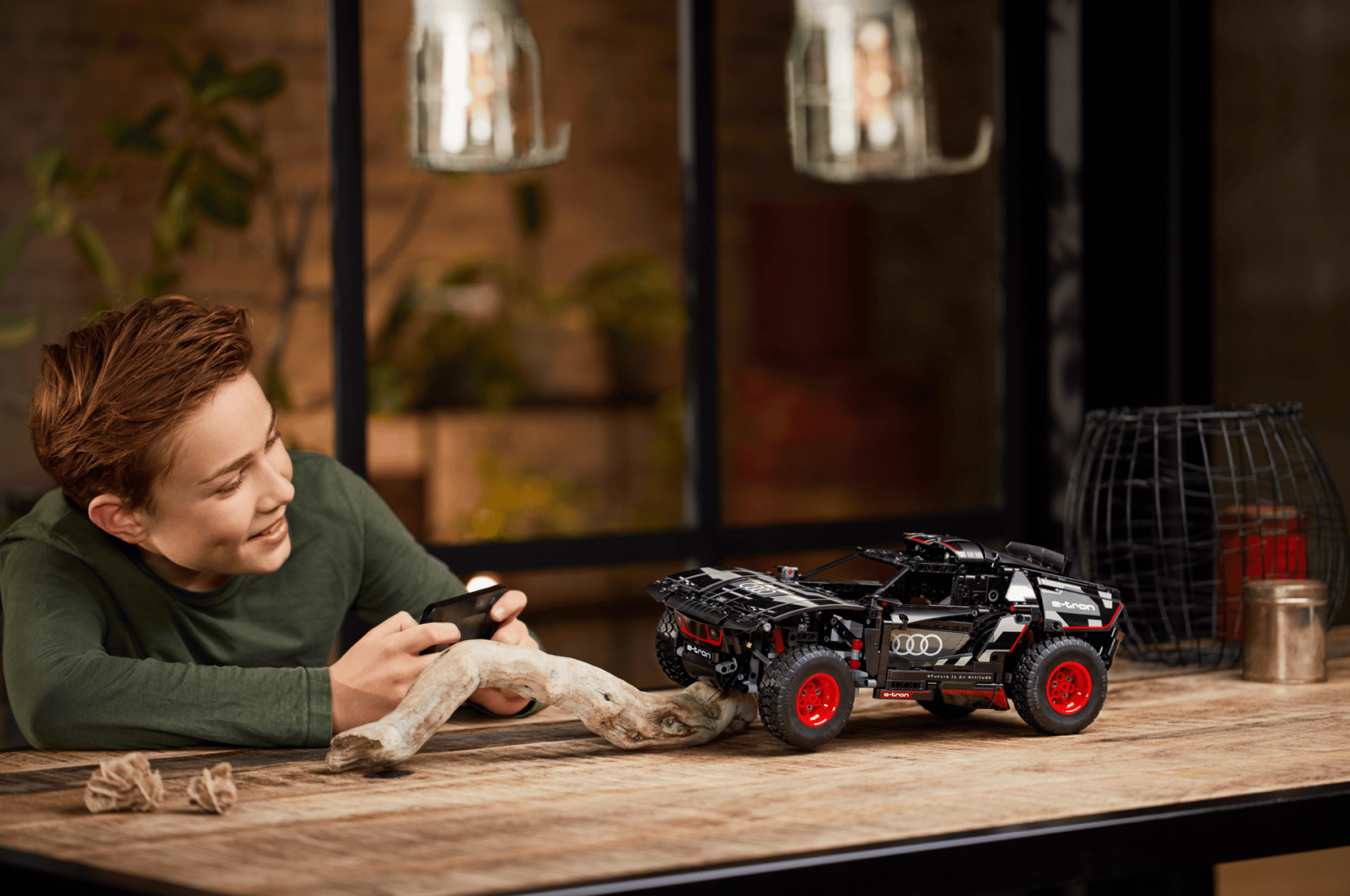  Mô Hình Lego Audi RS Q e-tron 42160 