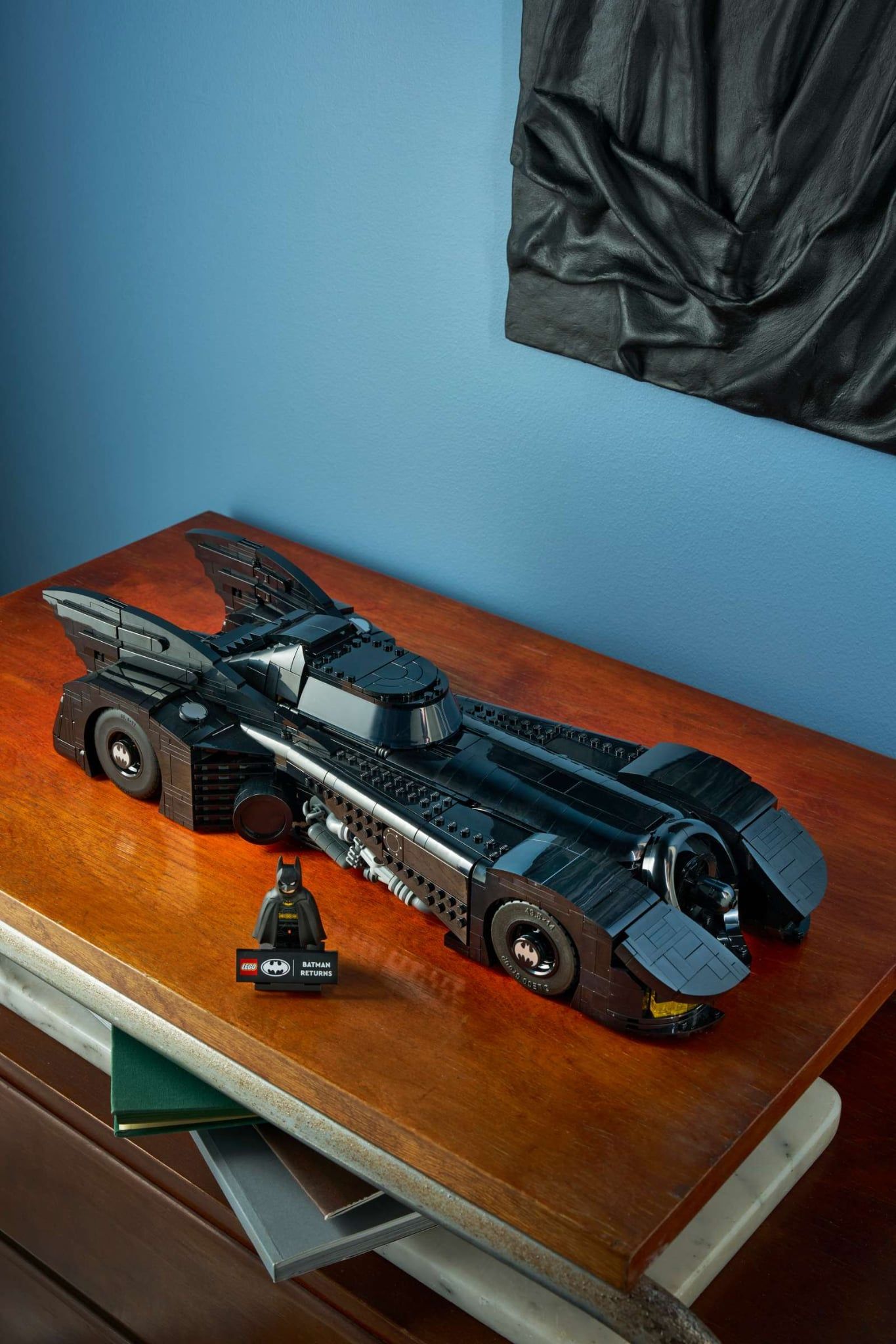  Mô Hình Lego Batman Returns™ Batmobile™ 