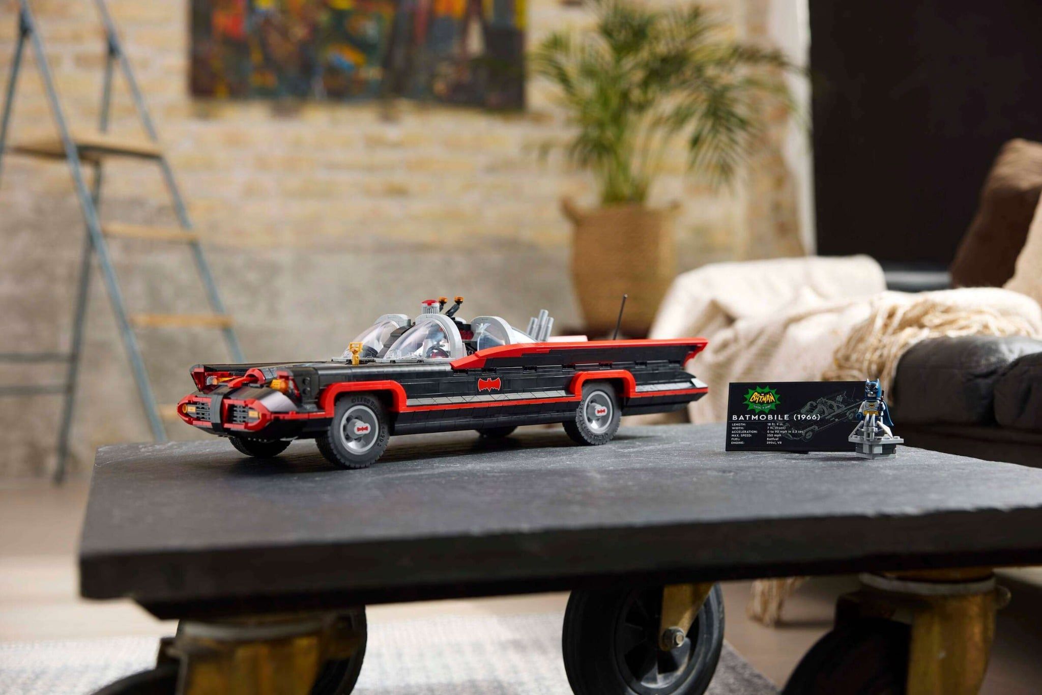  Mô Hình Lego Batman™: The Classic TV Series Batmobile™ 