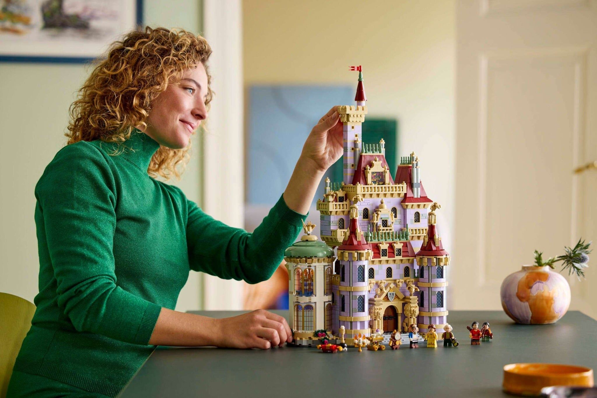  Mô Hình Lego Beauty and the Beast Castle 