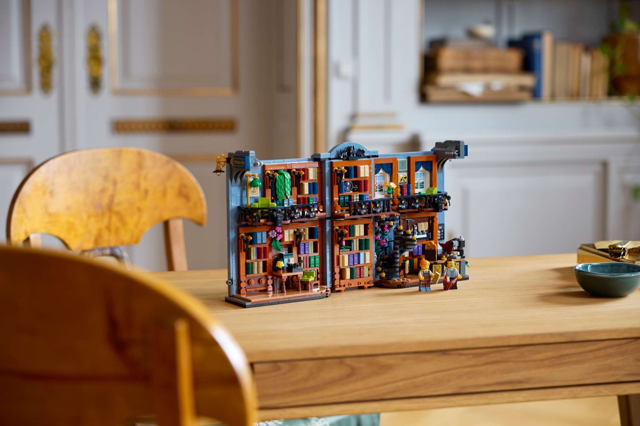  Mô Hình Lego Bookstore: Book Nook 