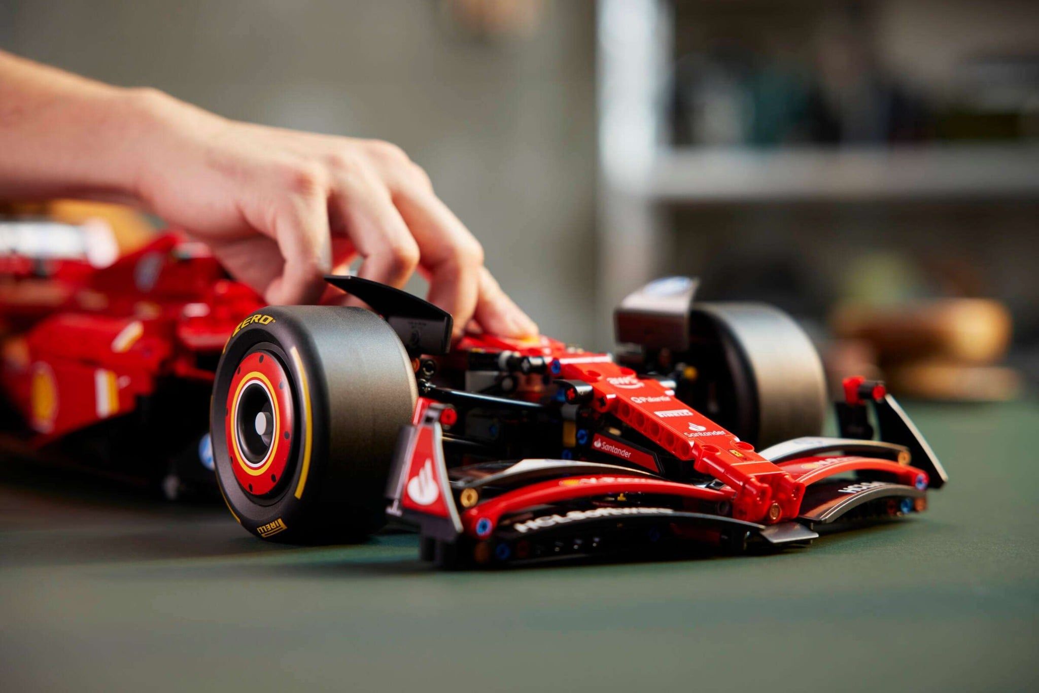  Mô Hình Lego Ferrari SF-24 F1 Car 