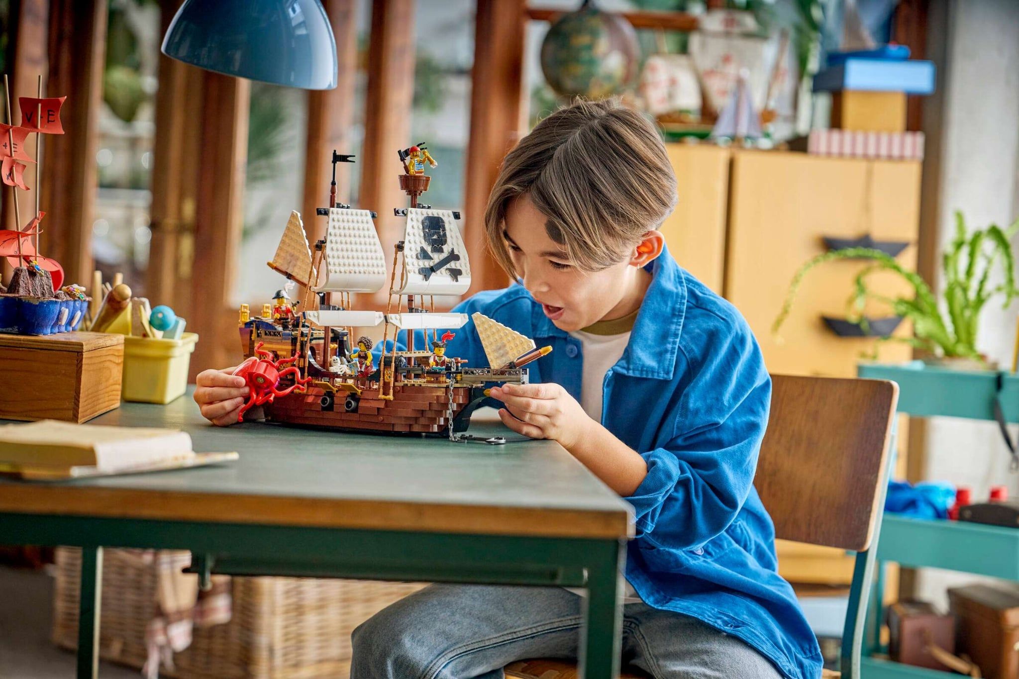  Mô Hình Lego Iconic Pirate Ship 