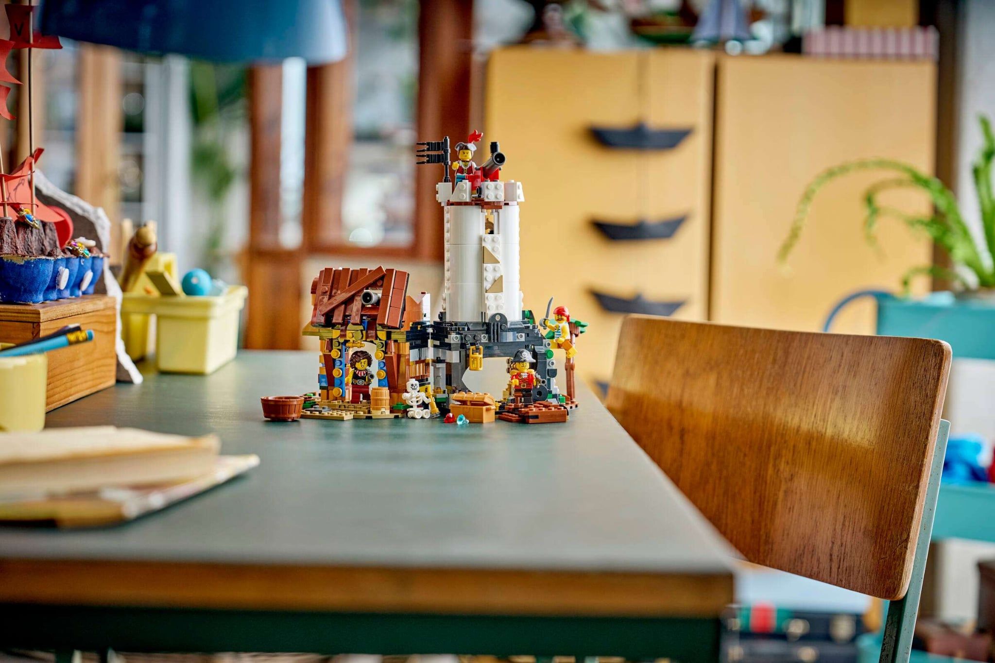  Mô Hình Lego Iconic Pirate Ship 
