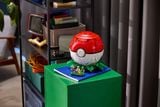  Mô Hình Lego Iconic Trainer Moments Poké Ball 