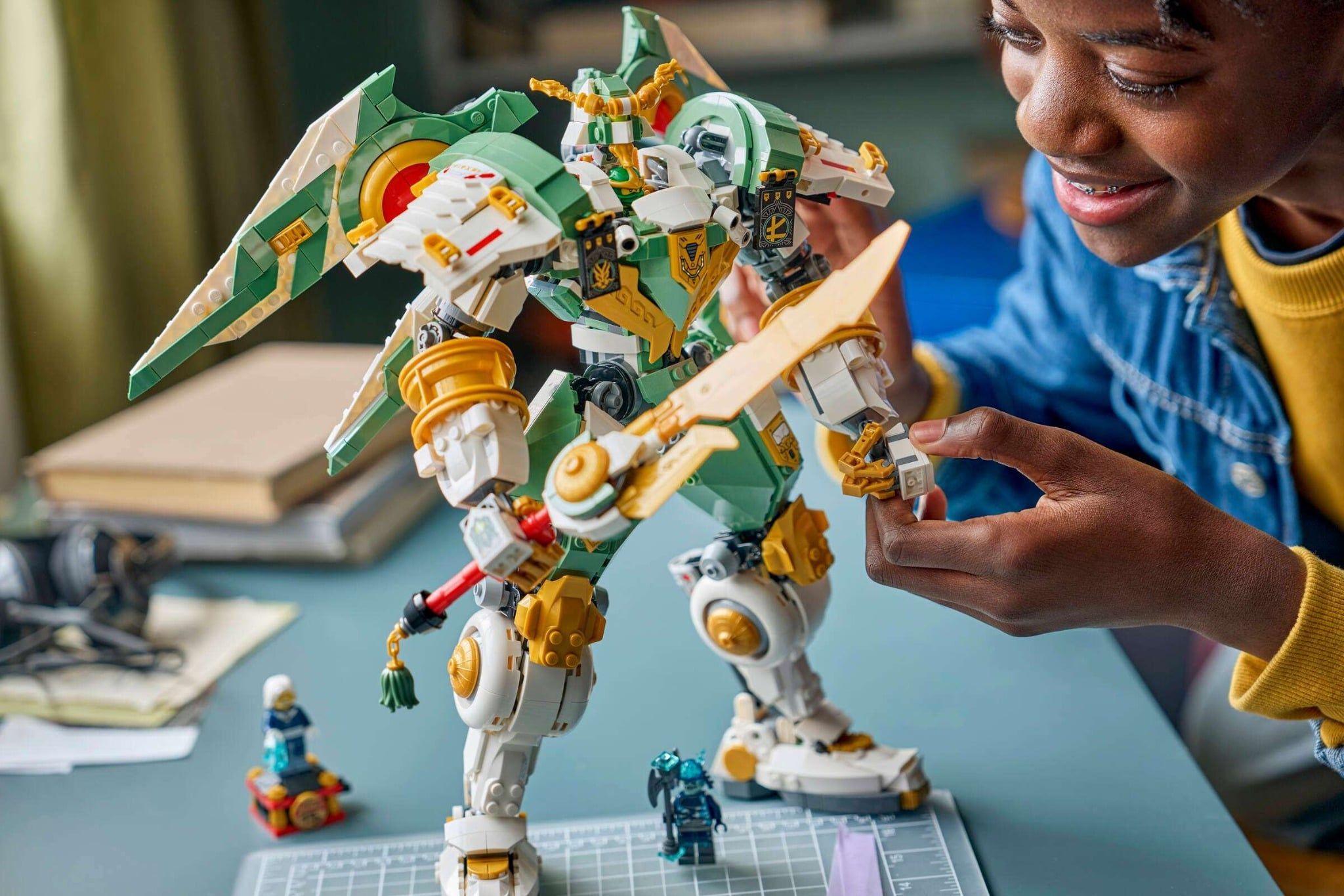  Mô Hình Lego Lloyd's Titan Mech 15th Anniversary 
