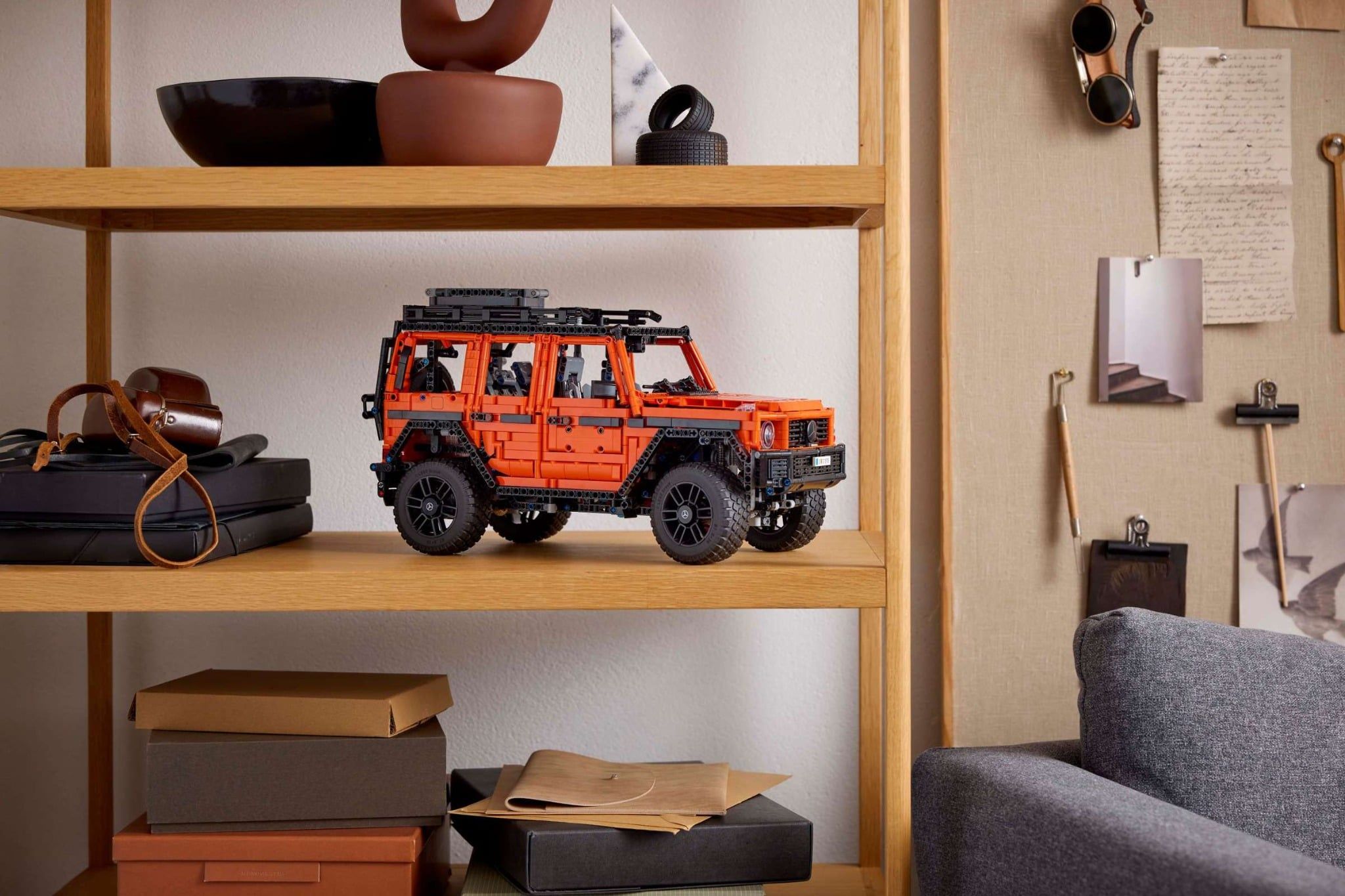  Mô Hình Lego Mercedes-Benz G 500 Professional Line 