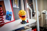 Mô Hình Lego Scuderia Ferrari HP Lewis Hamilton Helmet 