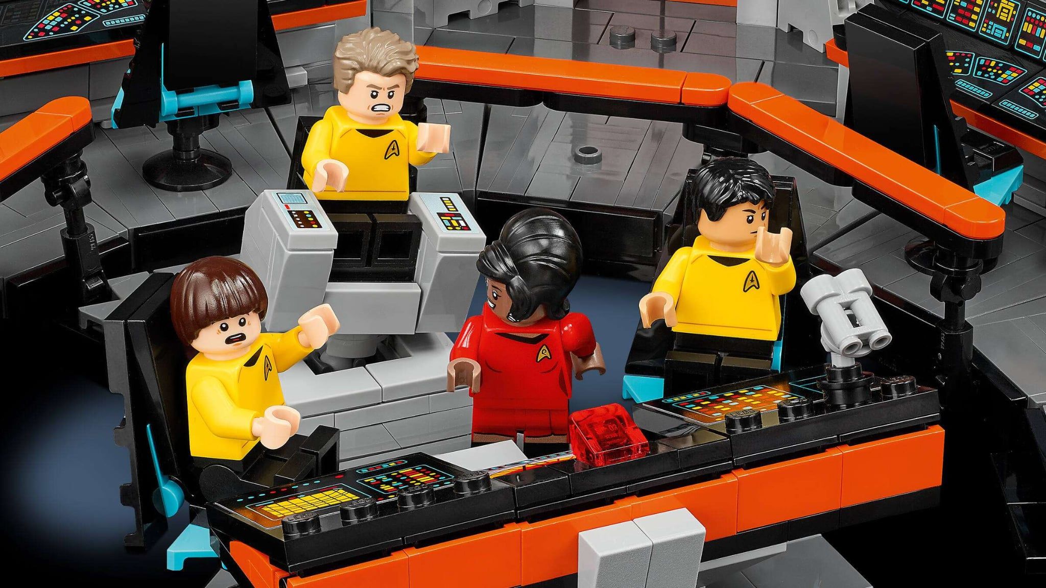  Mô Hình Lego Star Trek: U.S.S. Enterprise NCC-1701™ Bridge 