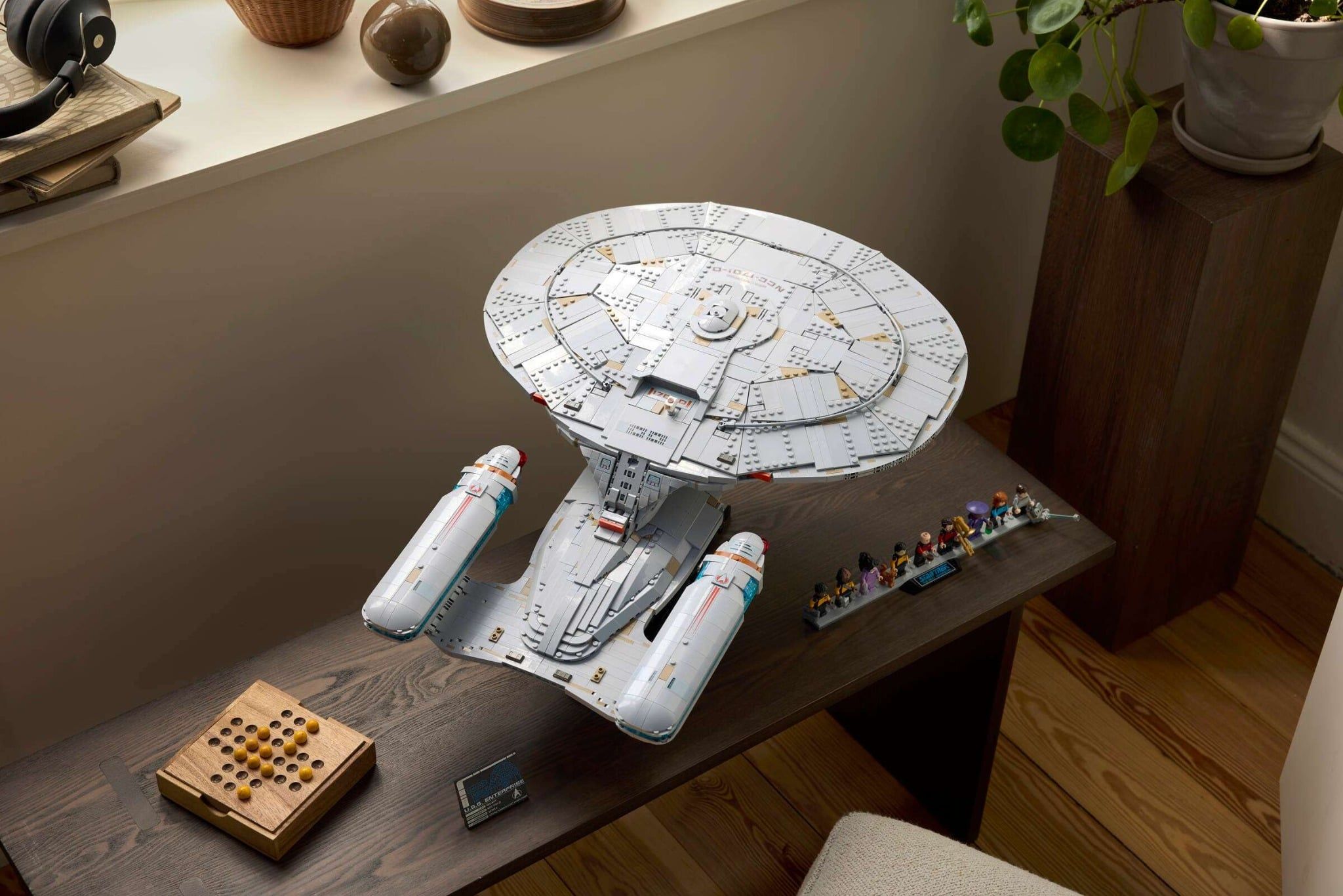  Mô Hình Lego Star Trek: U.S.S. Enterprise NCC-1701-D™ 