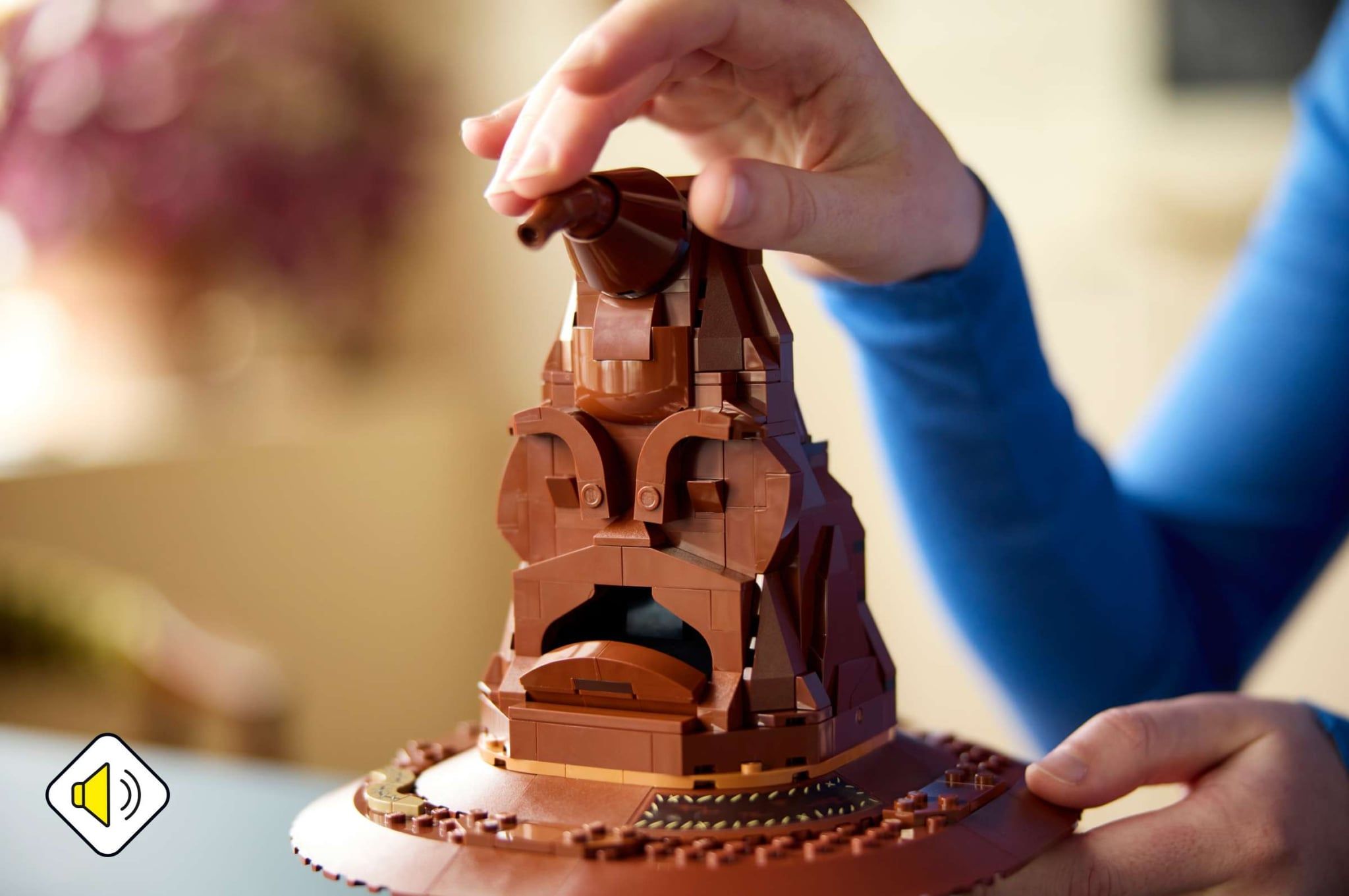  Mô Hình Lego Talking Sorting Hat™ 