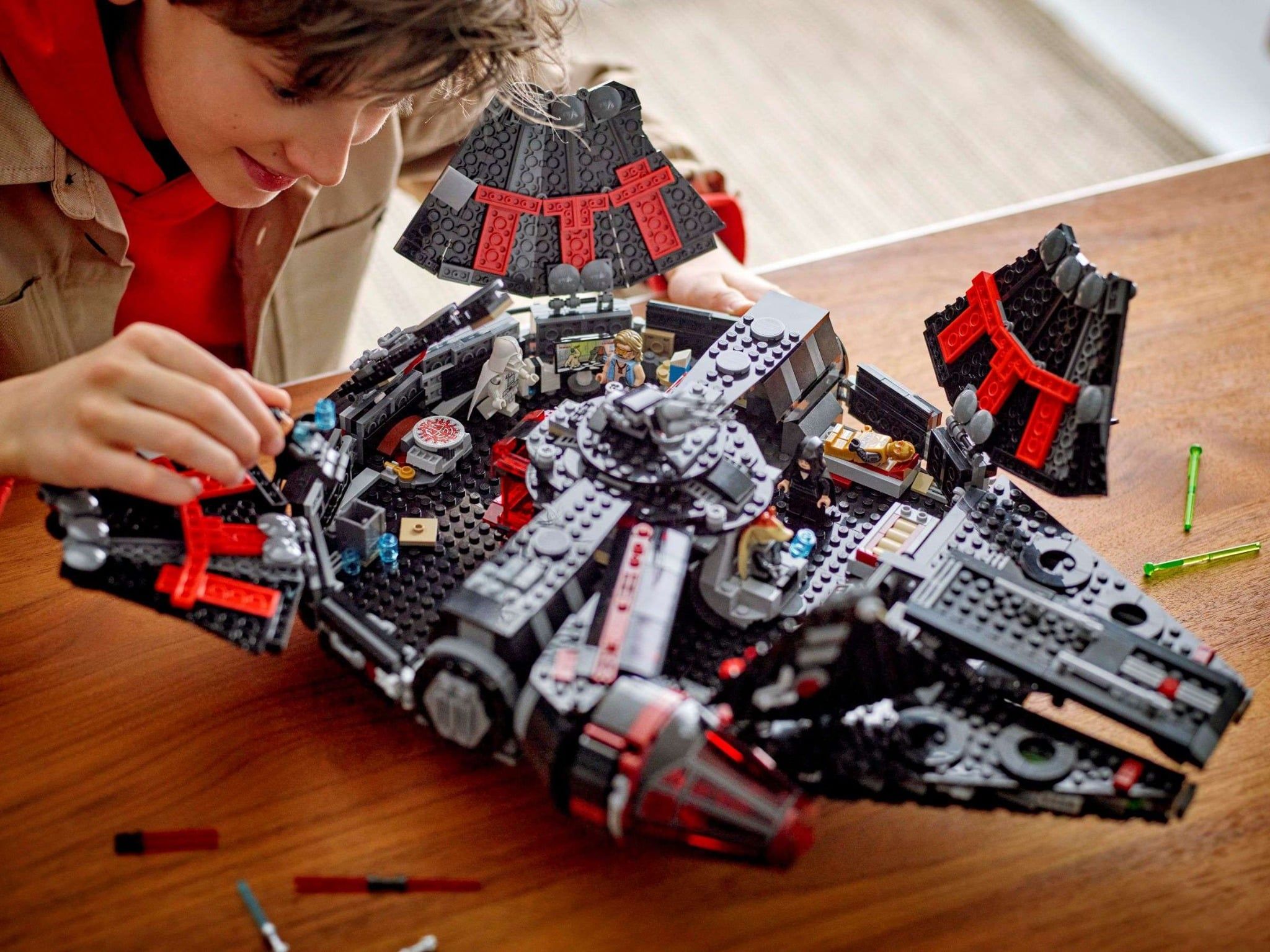  Mô Hình Lego The Dark Falcon 