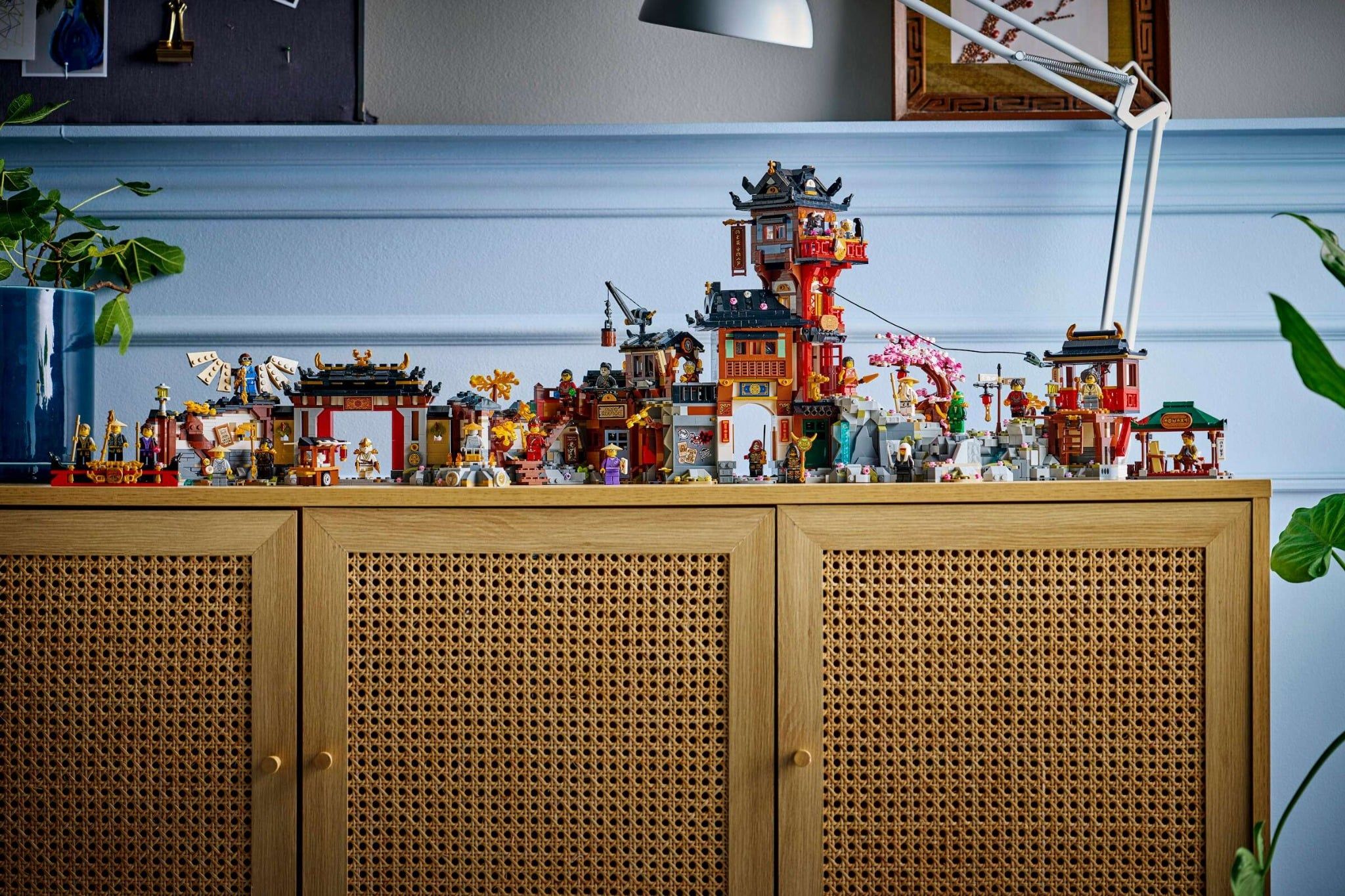  Mô Hình Lego The Old Town 15th Anniversary 