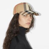  Mũ Burberry Embroidered Logo Check Baseball Cap 'Beige' 