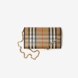  Ví Nữ Burberry Highlands Chain Strap Wallet​ 'Sand' 