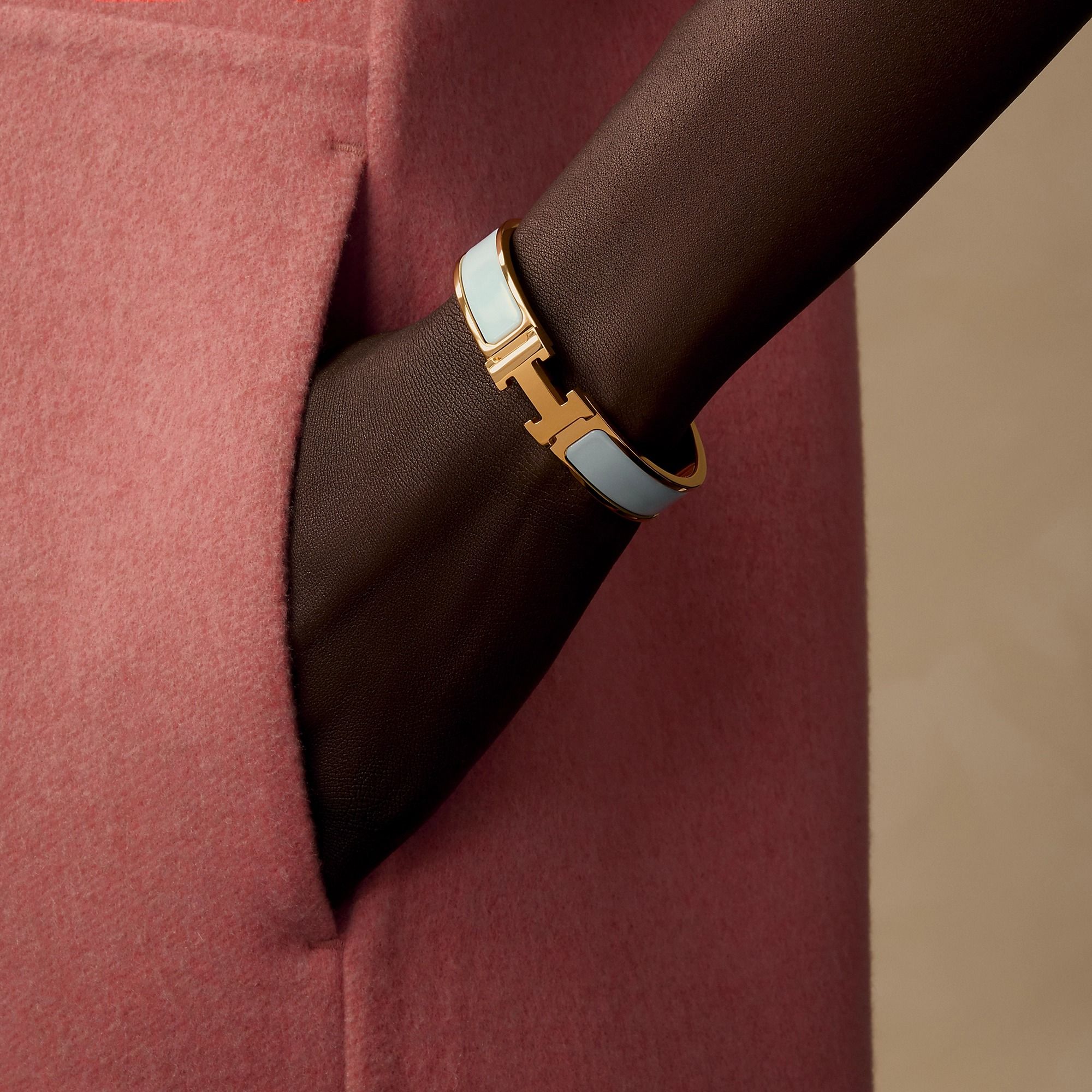  Vòng Tay Nữ Hermes Clic H 'Bleu Polaire Gold' 