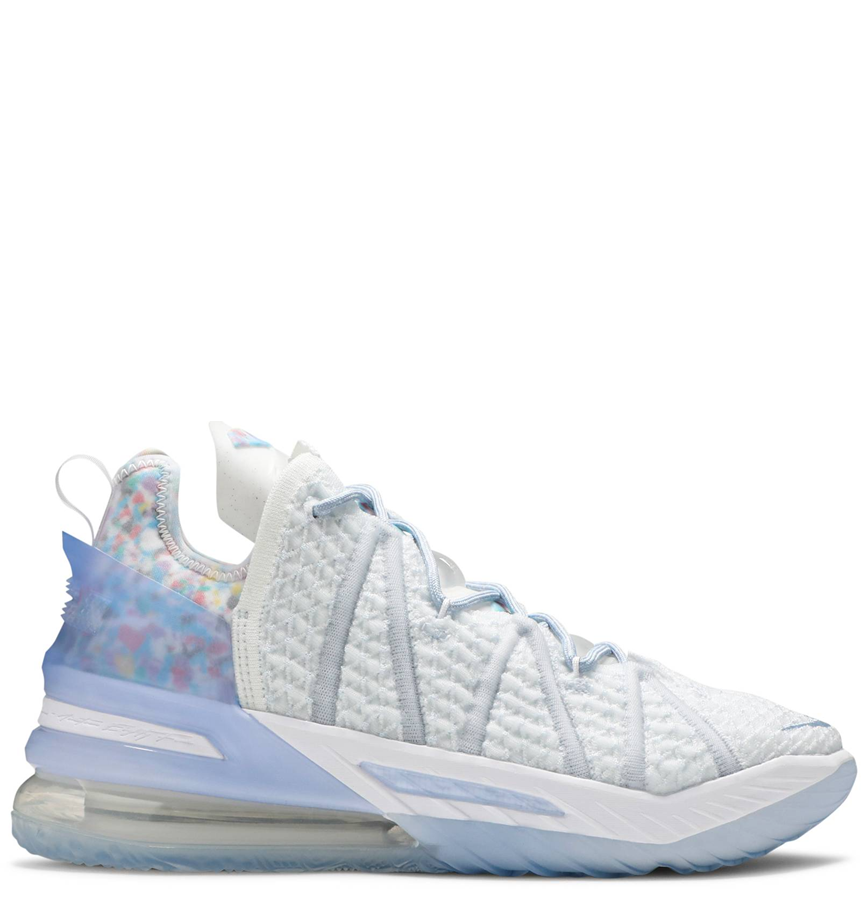  Giày Nike LeBron 18 ‘Play for the Future’ 