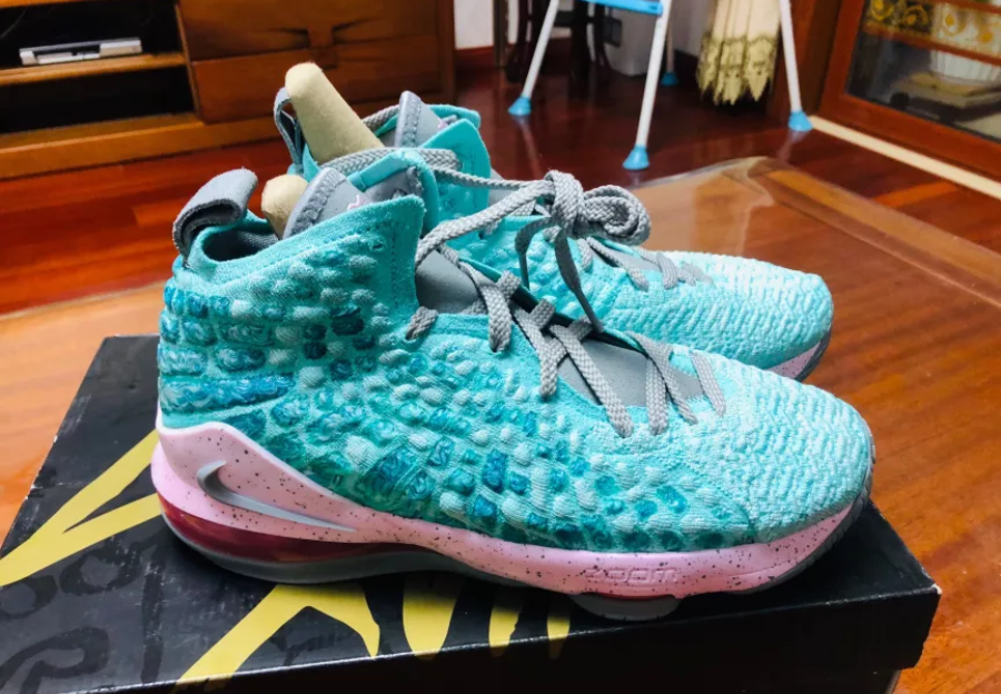  Giày Nike LeBron 17 GS ‘South Beach’ 