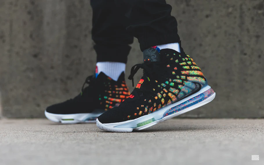  Giày Nike LeBron 17 ‘James Gang’ 