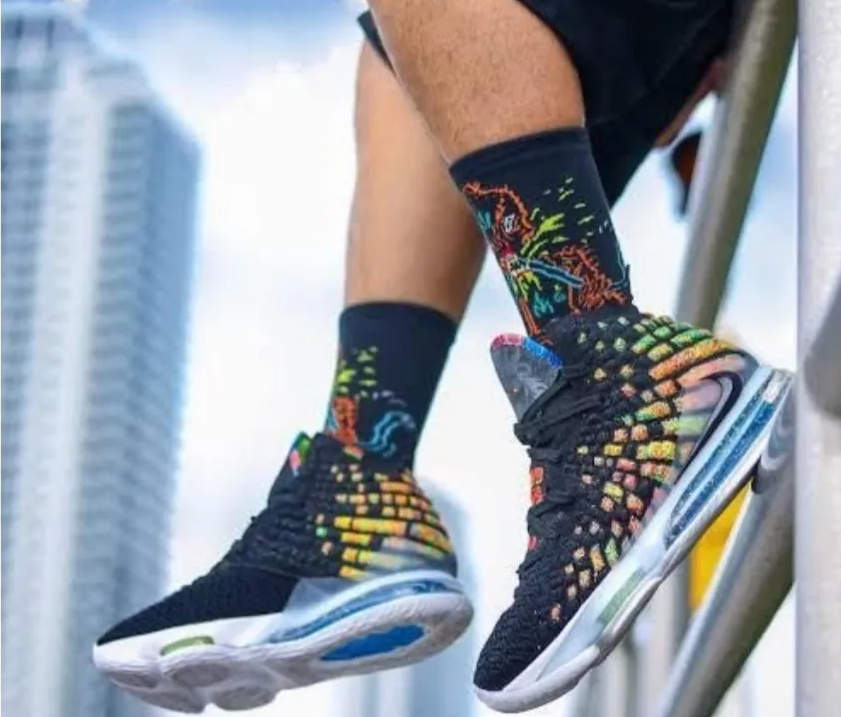  Giày Nike LeBron 17 ‘James Gang’ 