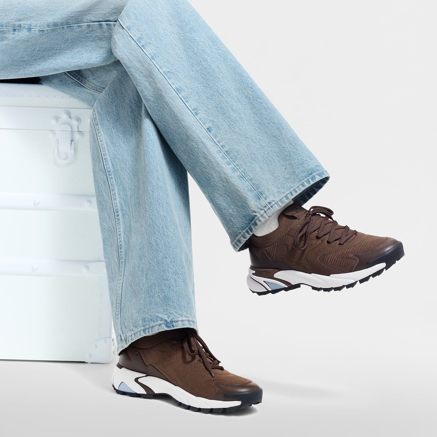  Giày Nam Louis Vuitton LV Runner Tatic Trainers 'Brown' 