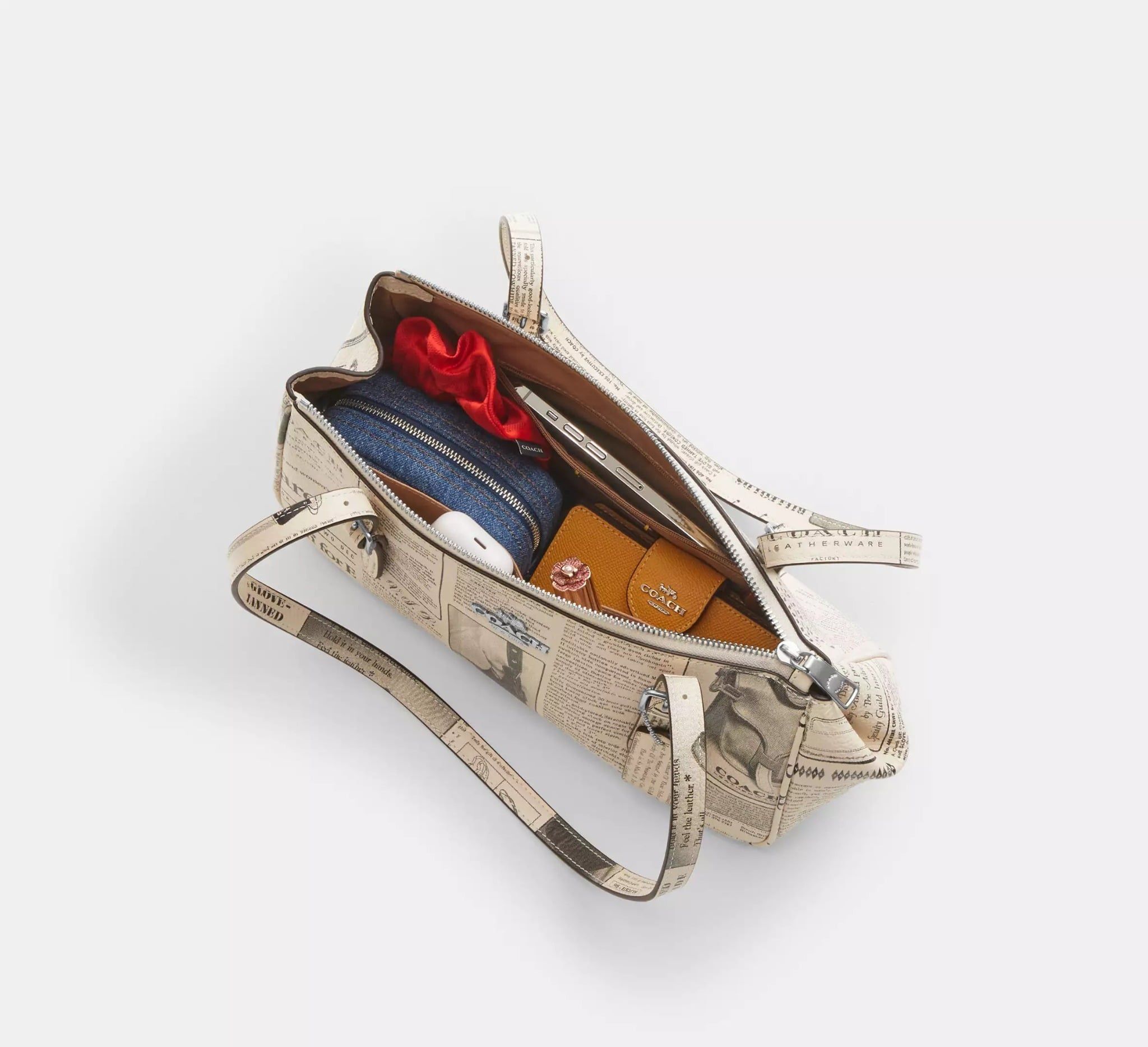  Túi Nữ Coach Asher Shoulder Bag 'Newspaper Print' 