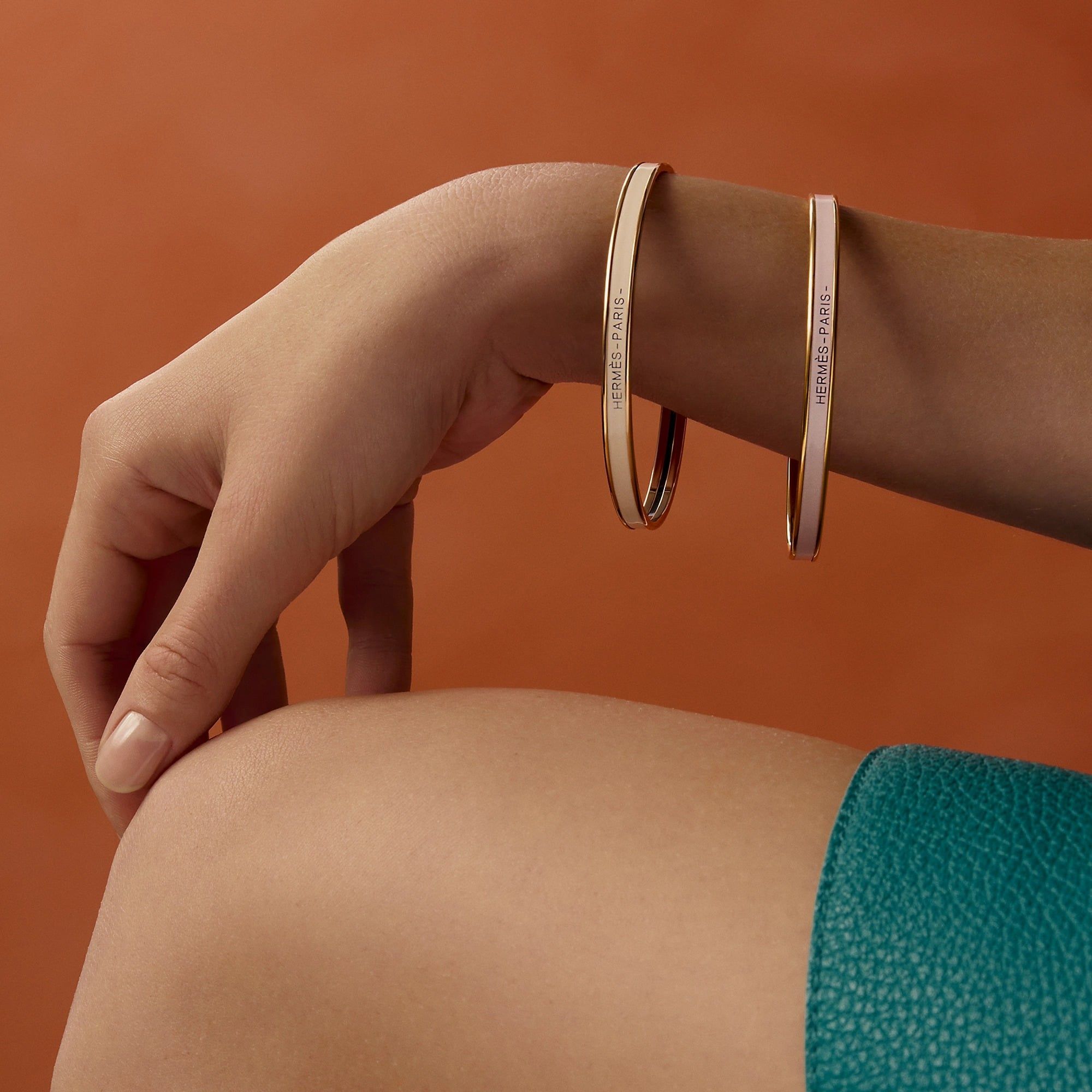  Vòng Tay Nữ Hermes Uni Bangle 'Crème Rose Gold' 