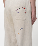  Quần Maison Mihara Yasuhiro Kids Sticker Printed 'White' 