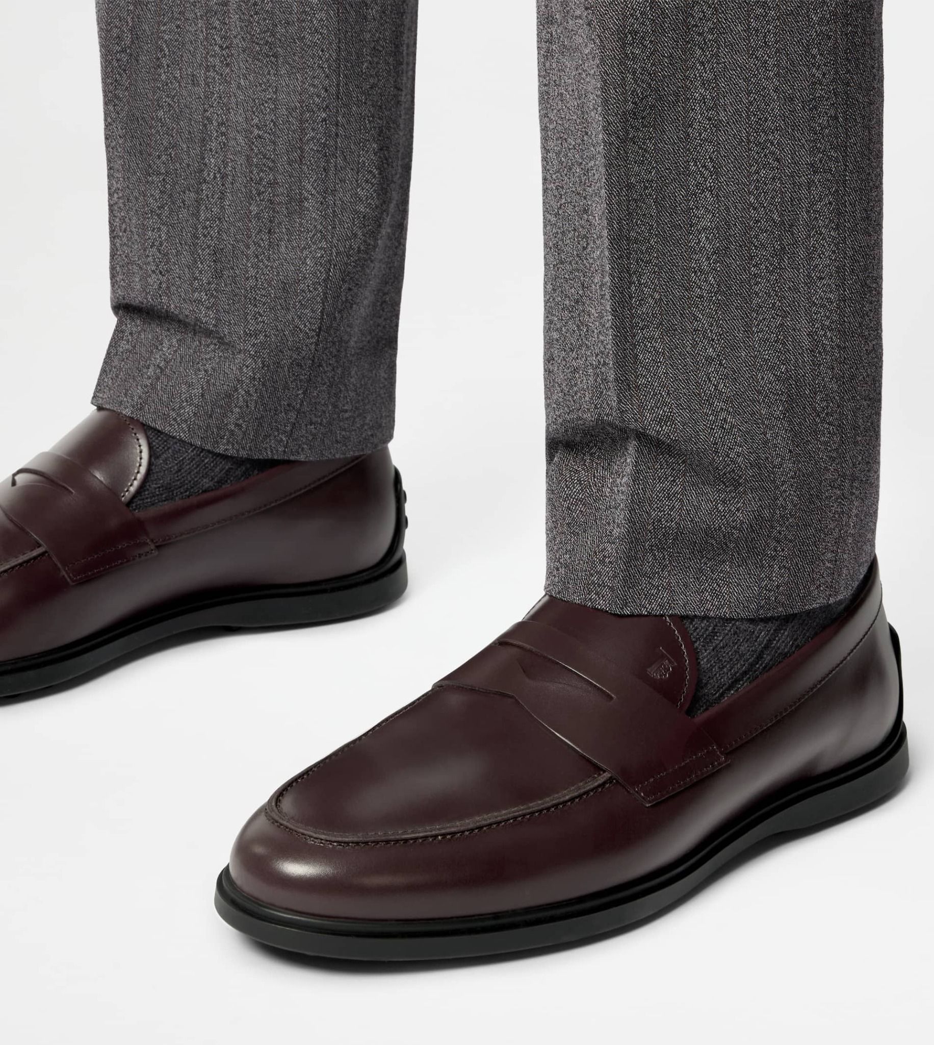  Giày Nam Tod's Loafers In Leather 'Burgundy' 
