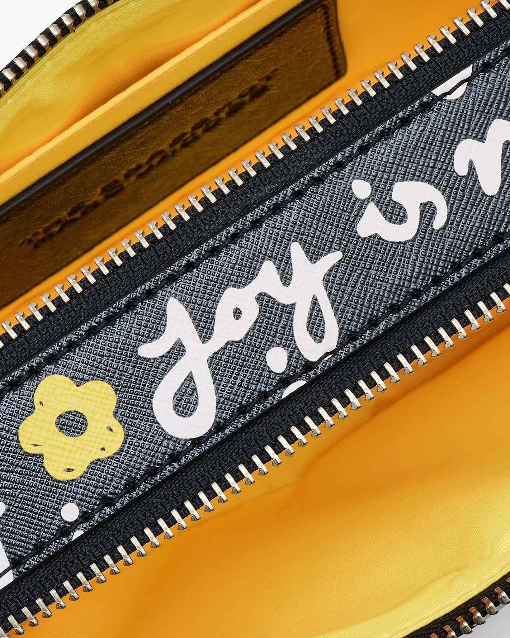  Túi Nữ Louis Vuitton The Joy Snapshot  'Black' 