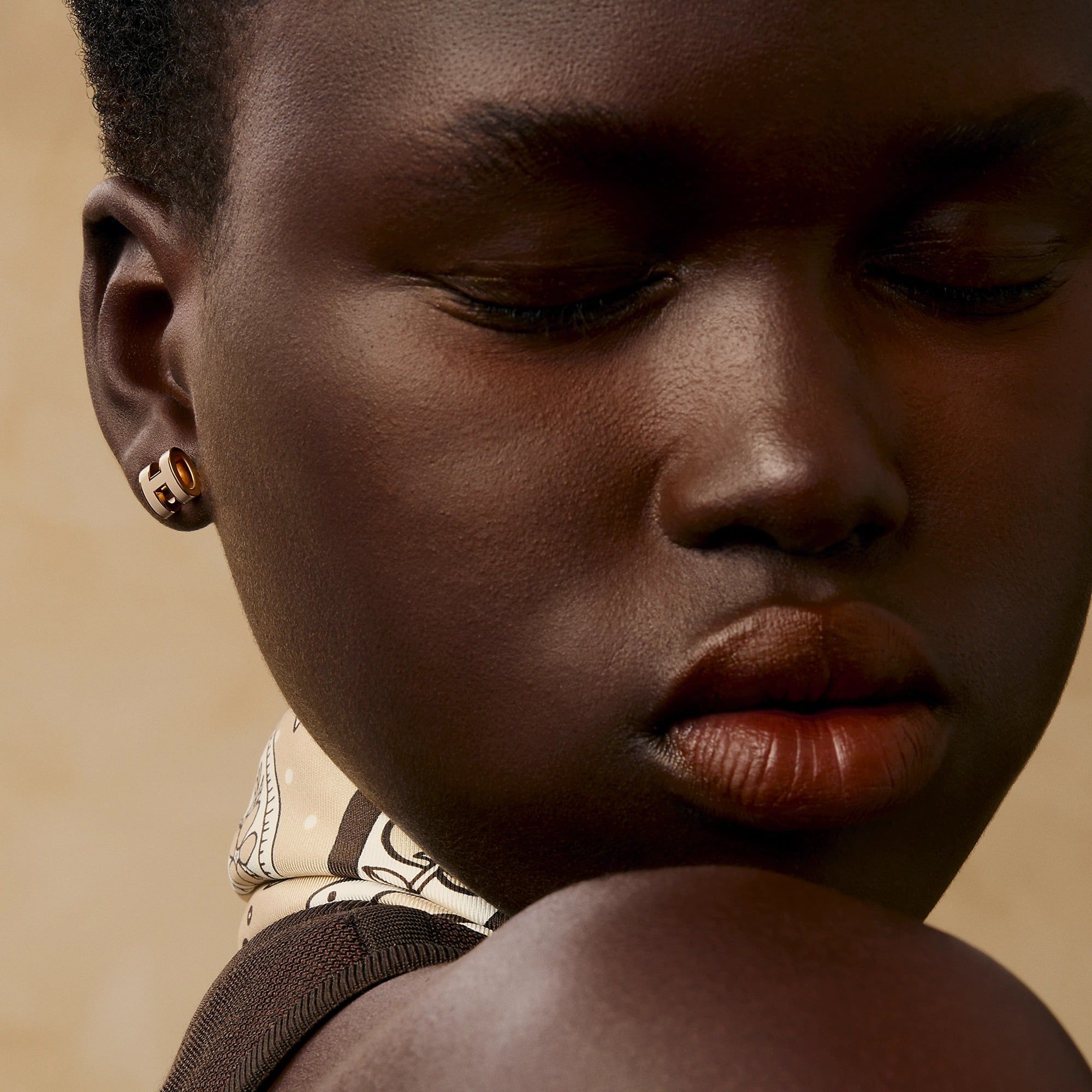  Khuyên Tai Nữ Hermes Mini Pop H 'Marron Glacé Rose Gold' 