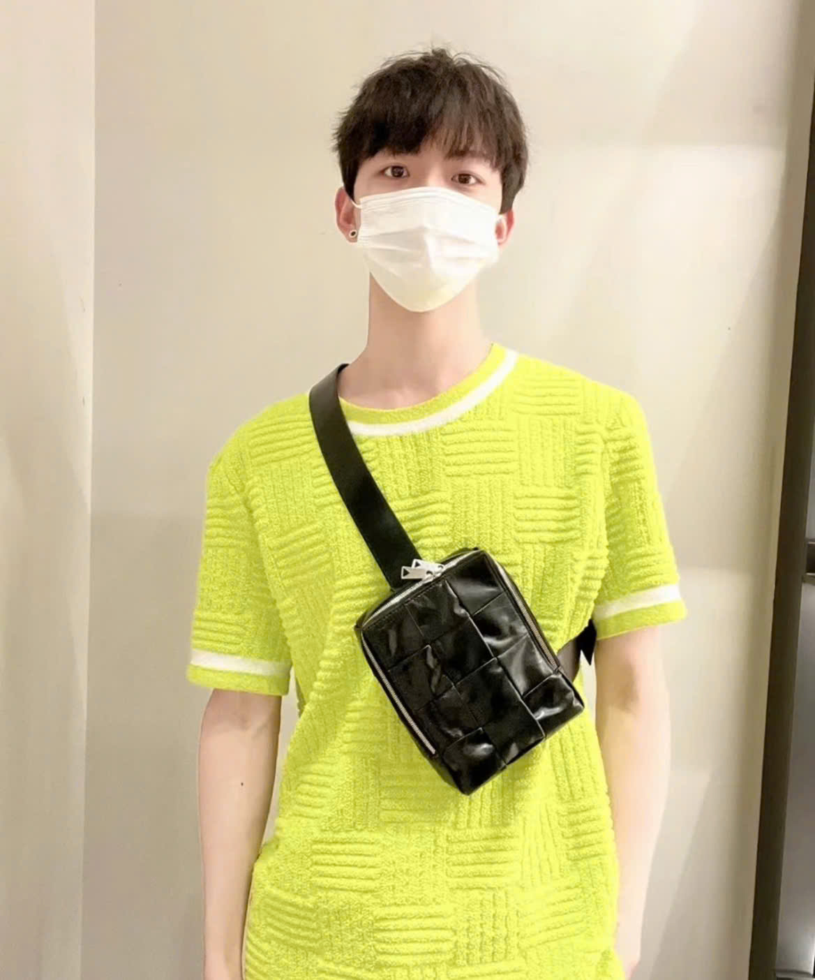  Túi Nam Bottega Veneta Cassette Sling Bag 'Black' 