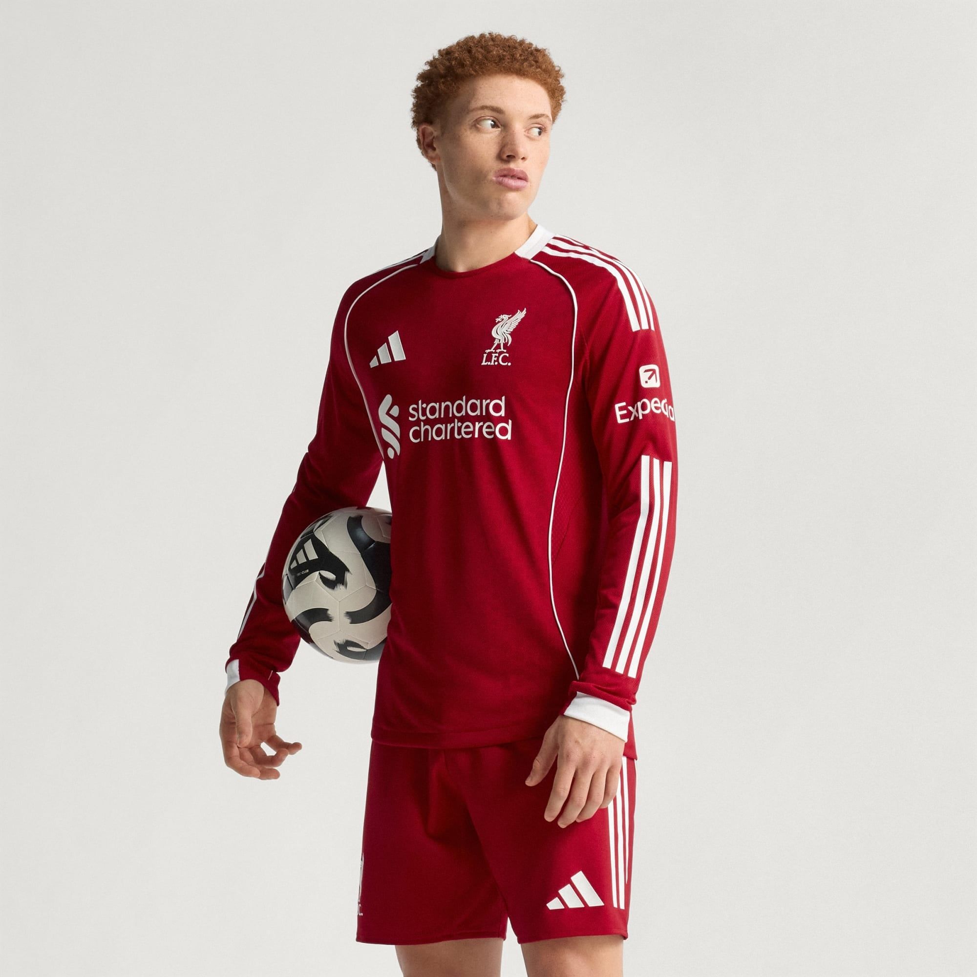  Áo Adidas Liverpool 2025-2026 'Red' 