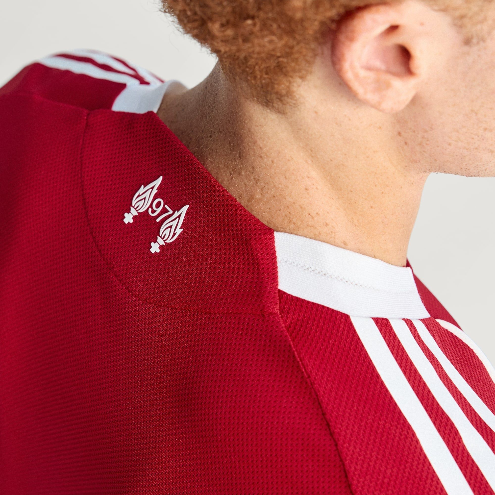  Áo Adidas Liverpool 2025-2026 'Red' 