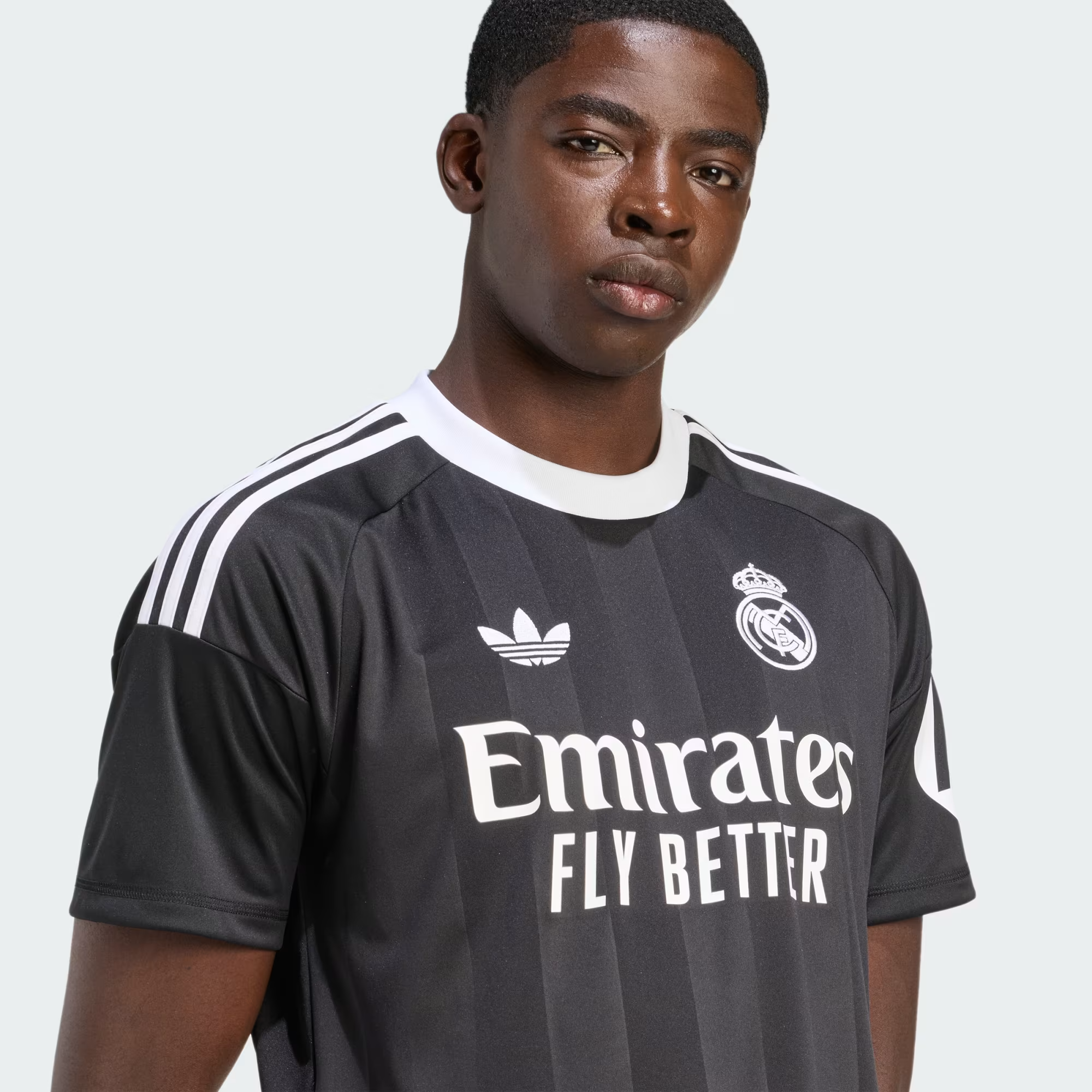  Áo Adidas Real Madrid 25/26 'Black' 