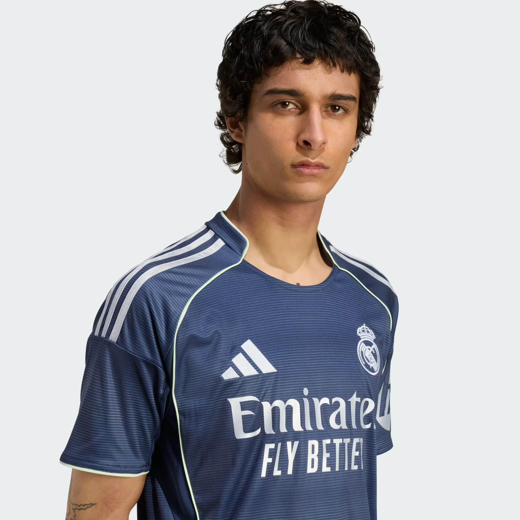  Áo Adidas Real Madrid 25/26 'Blue' 