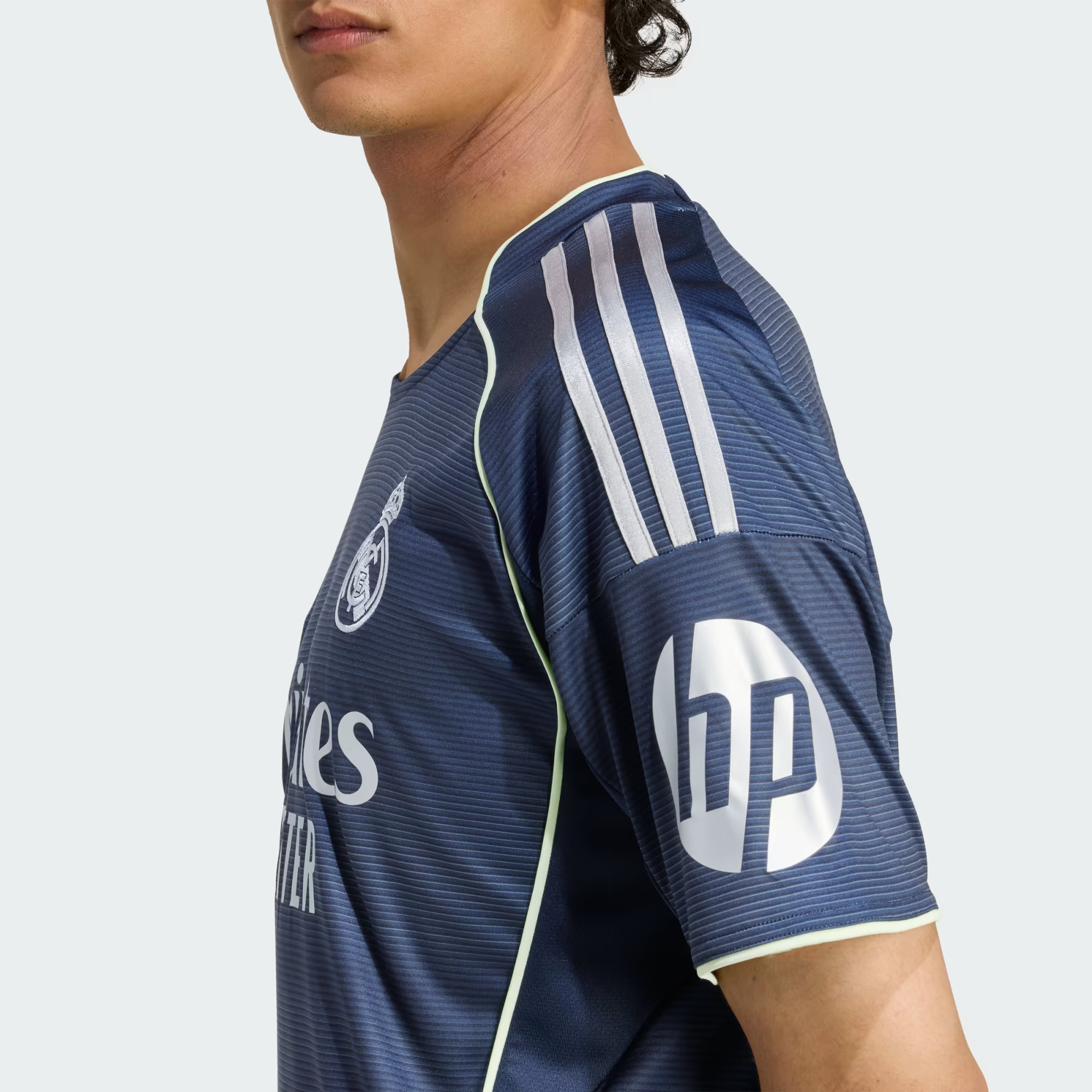  Áo Adidas Real Madrid 25/26 'Blue' 